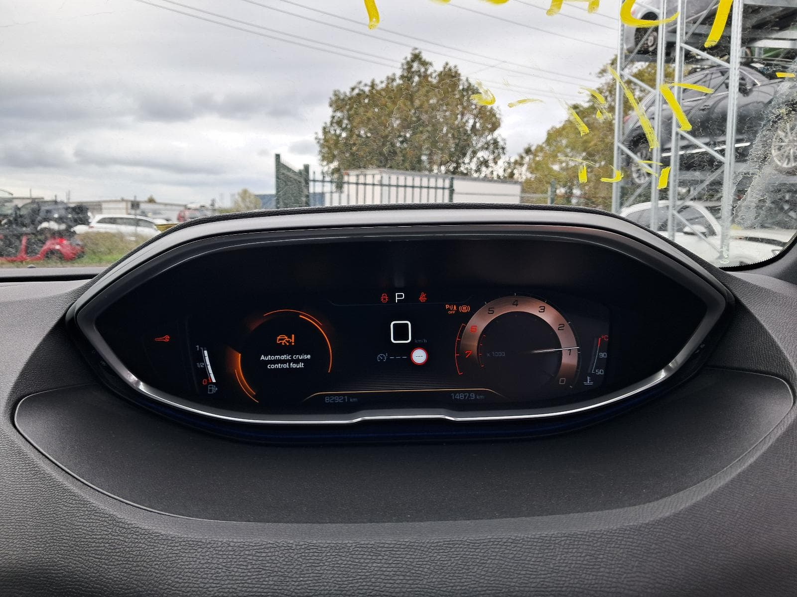 2018 PEUGEOT 5008 2