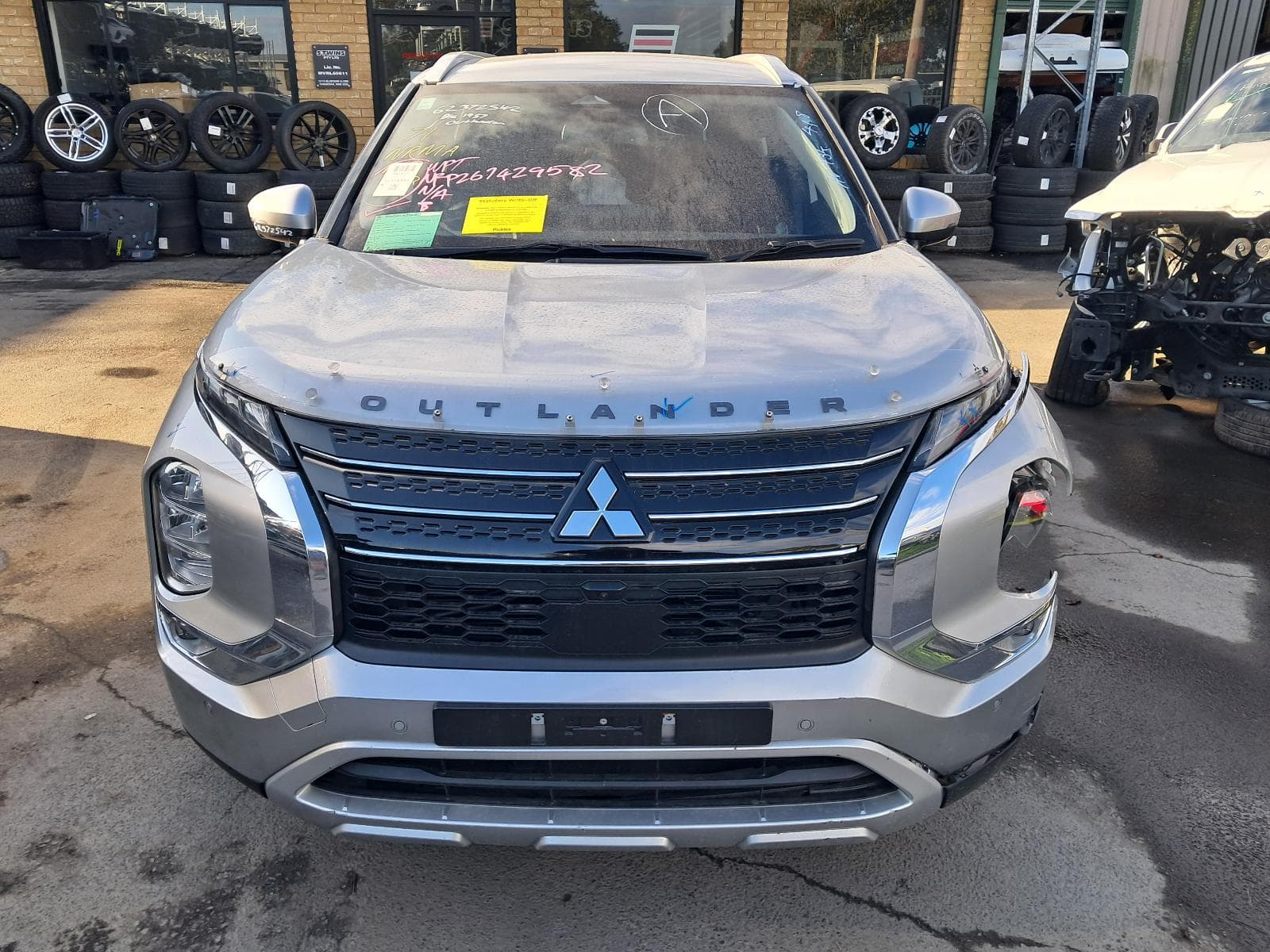 2023 MITSUBISHI OUTLANDER 11
