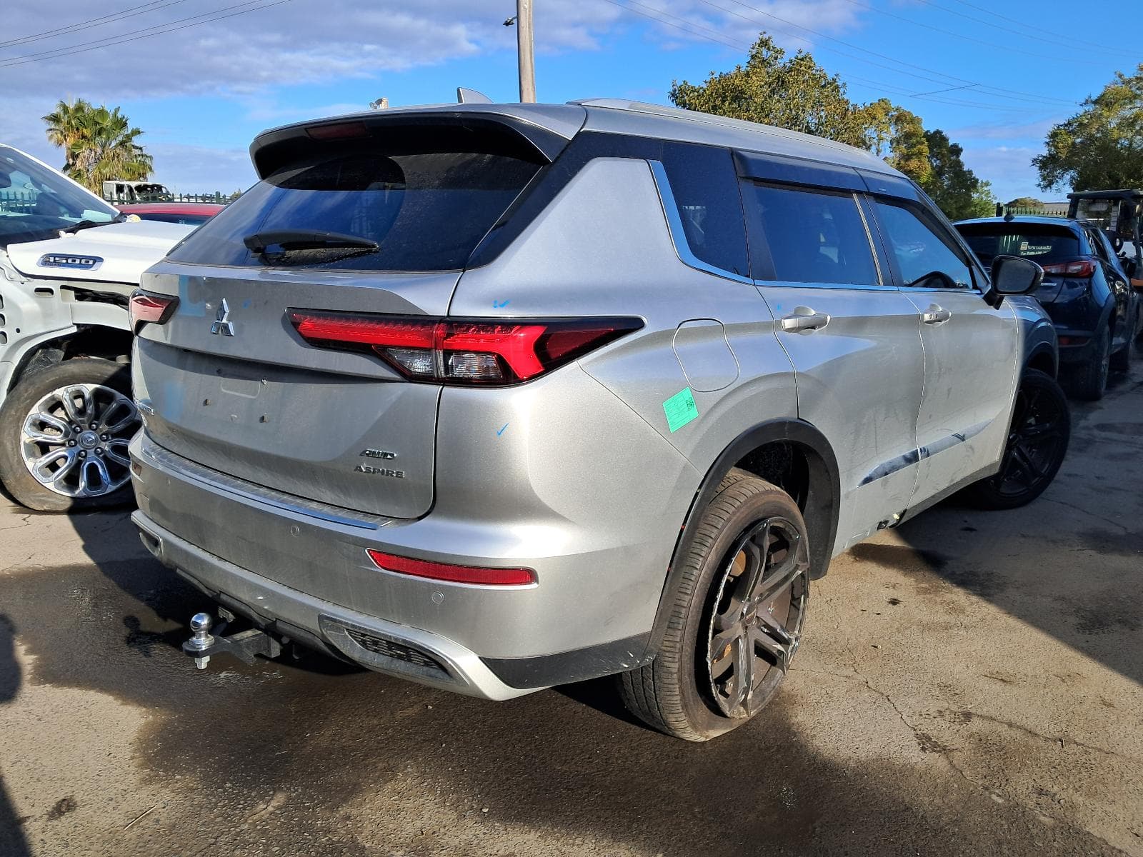 2023 MITSUBISHI OUTLANDER 5
