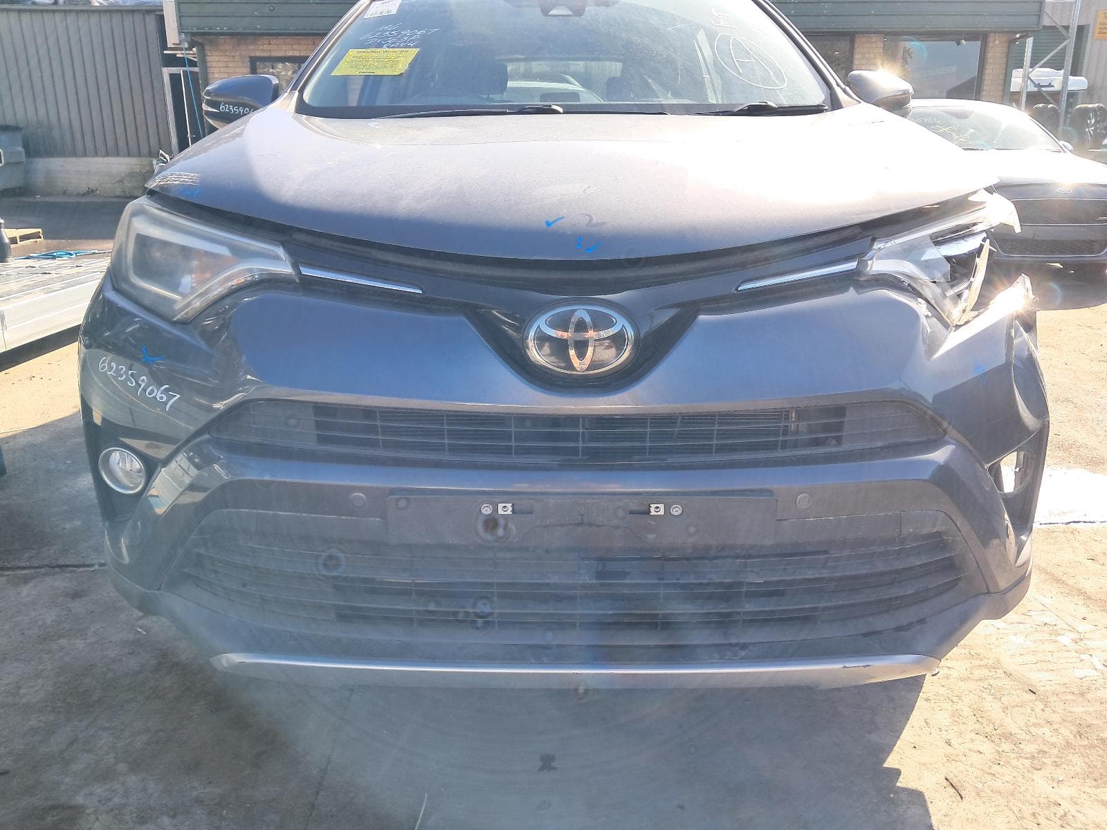 2018 TOYOTA RAV4 10