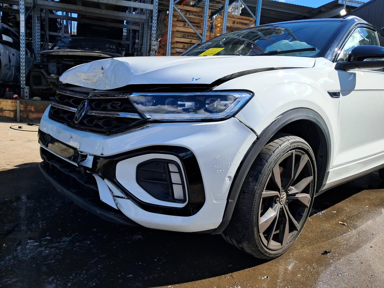 2023 VOLKSWAGEN T-ROC 9