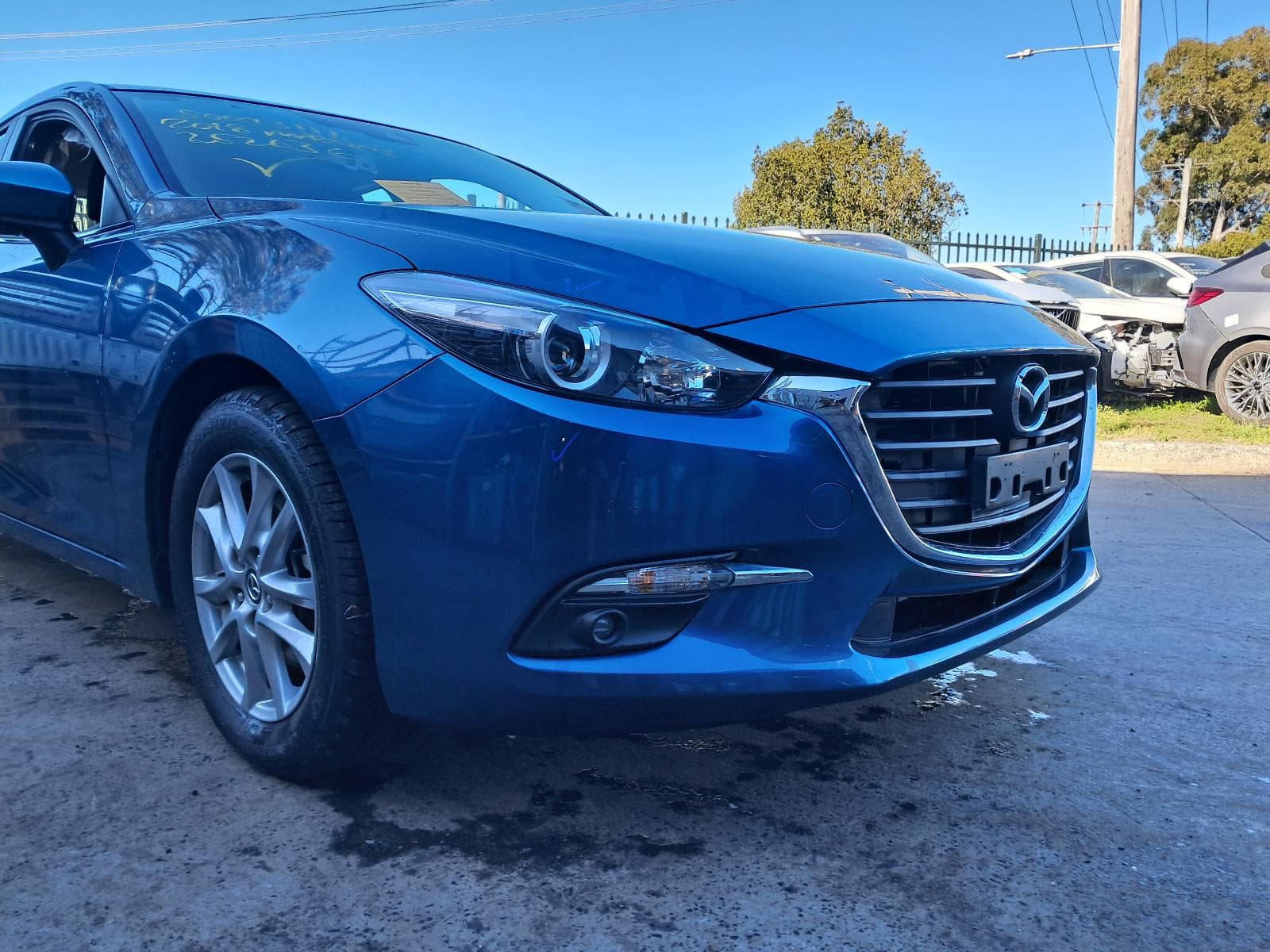 2018 MAZDA 3 8