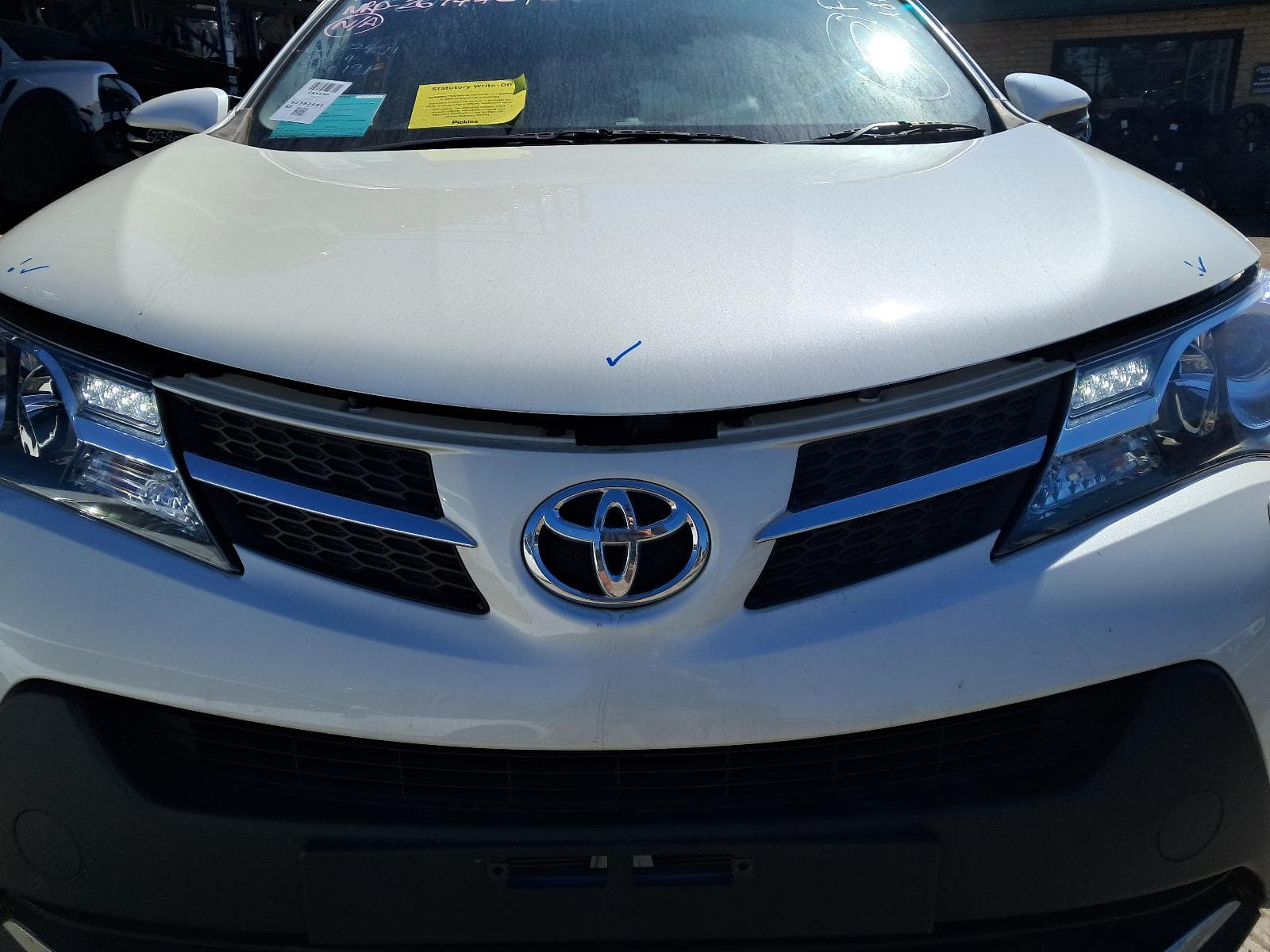 2014 TOYOTA RAV4 9