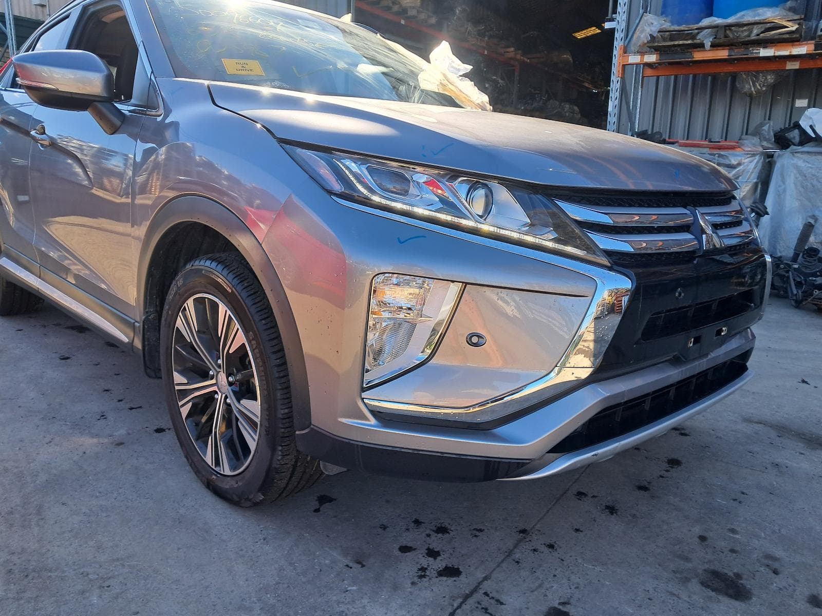 2018 MITSUBISHI ECLIPSE CROSS 8
