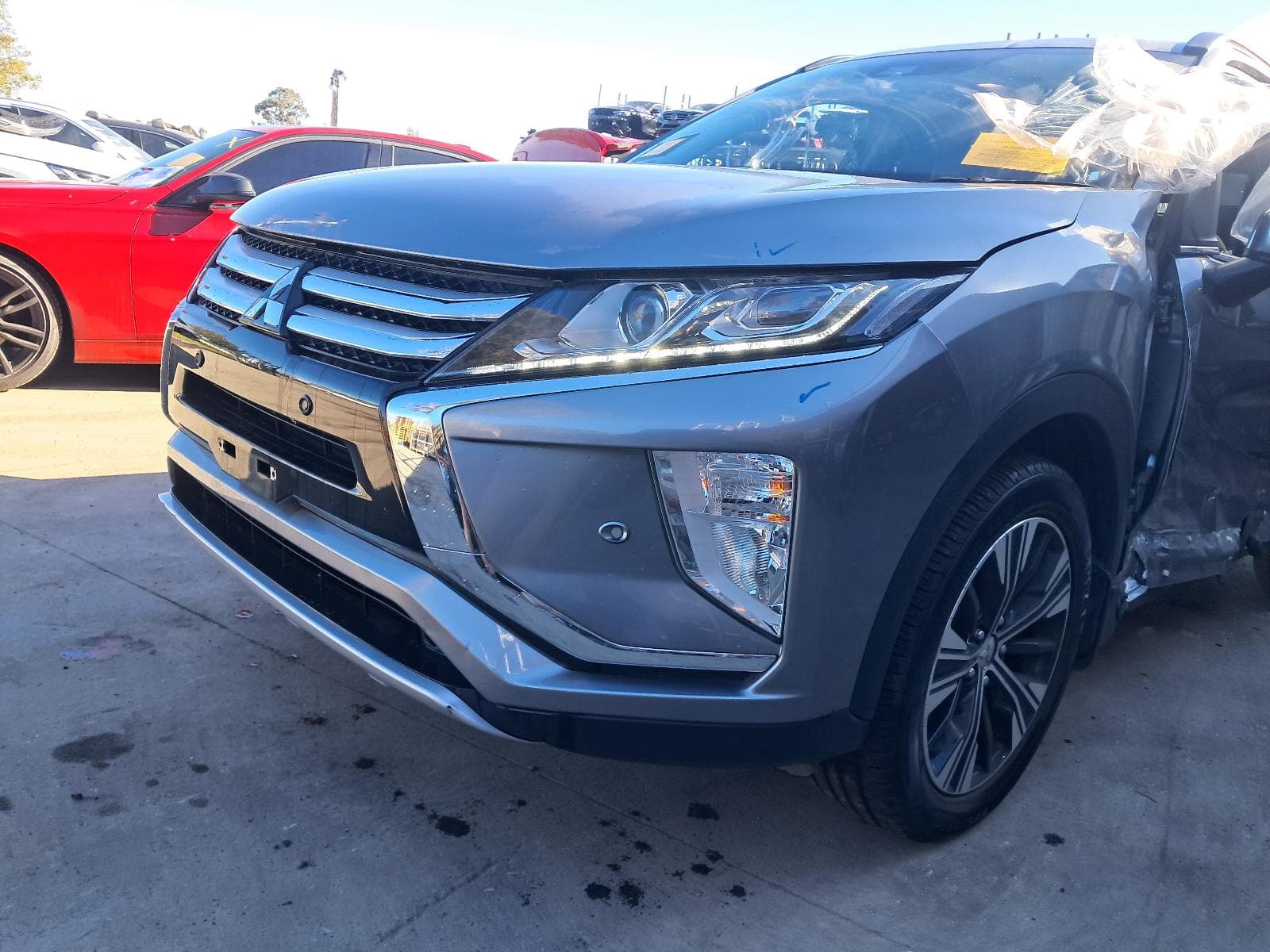 2018 MITSUBISHI ECLIPSE CROSS 9