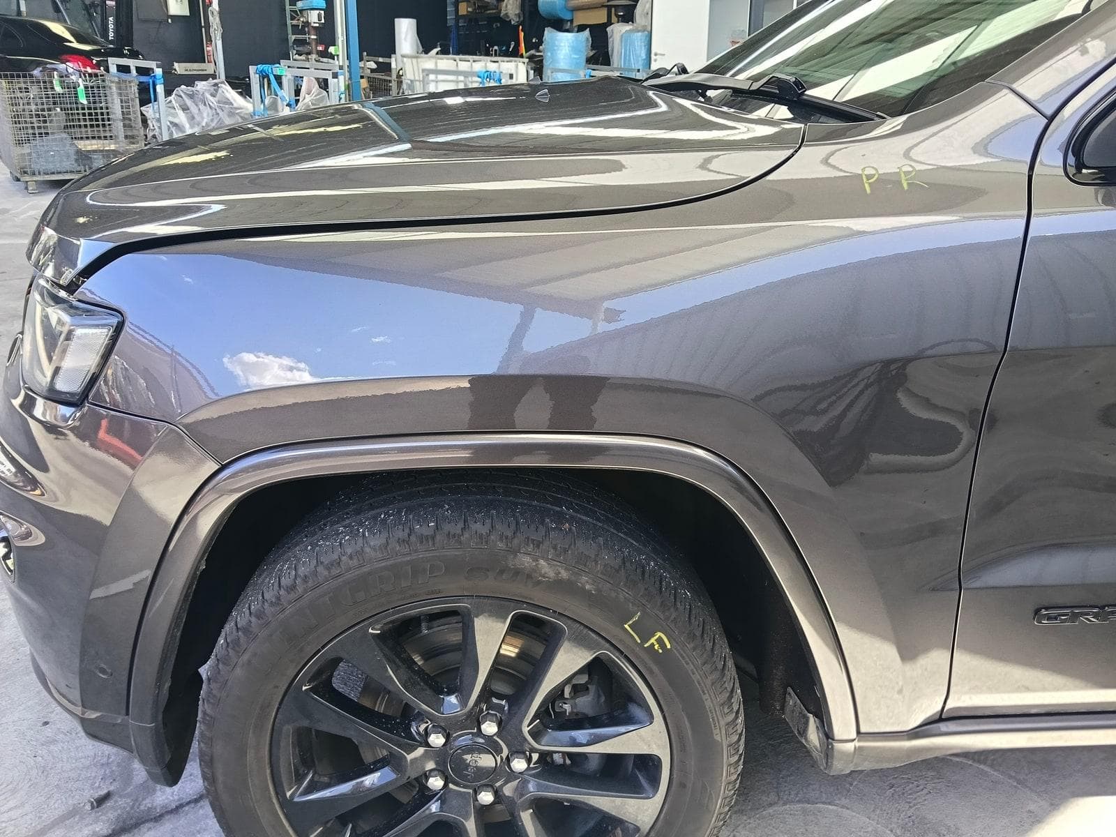 2017 JEEP GRANDCHEROKEE 13