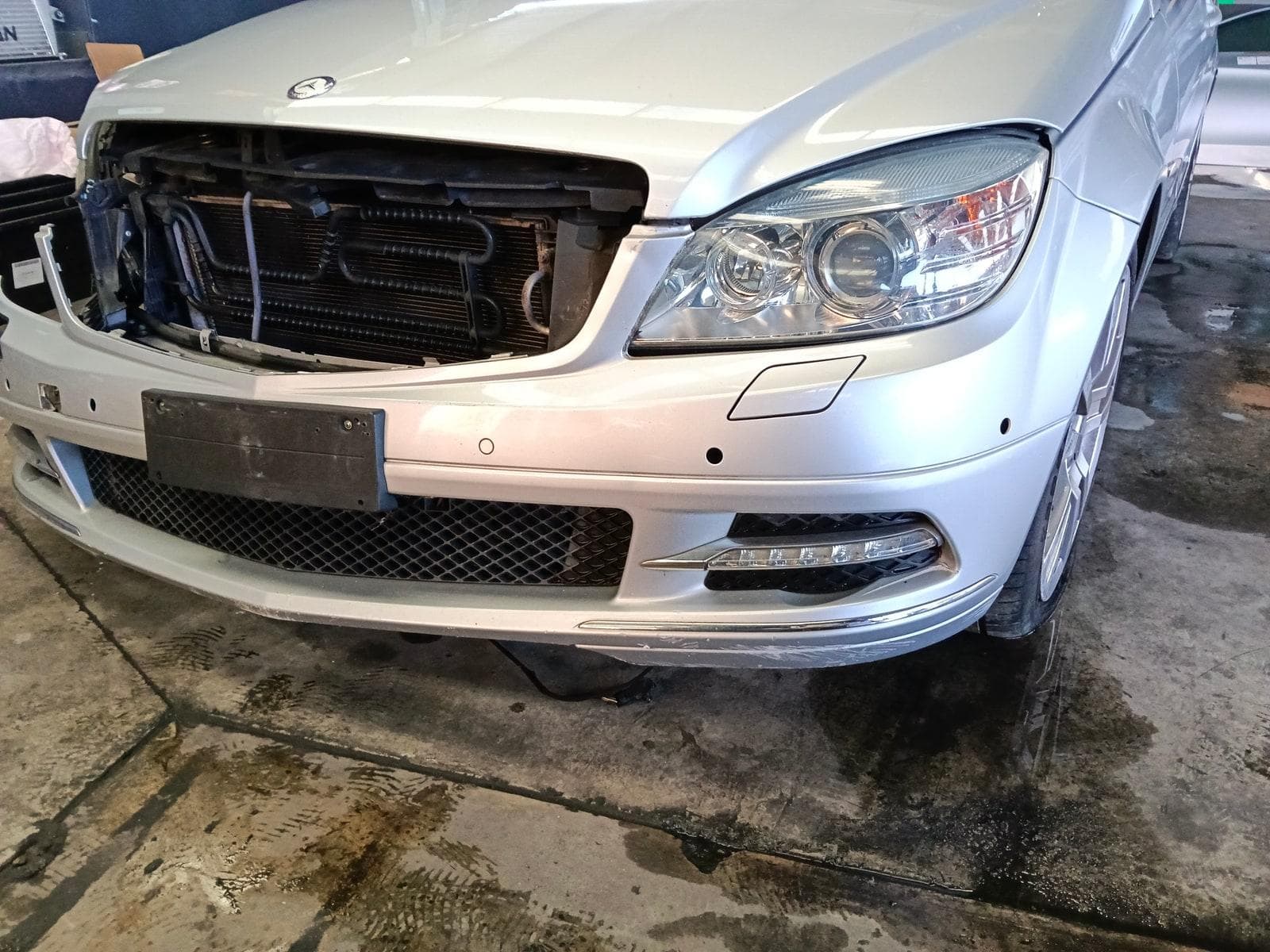 2010 MERCEDES C CLASS 8