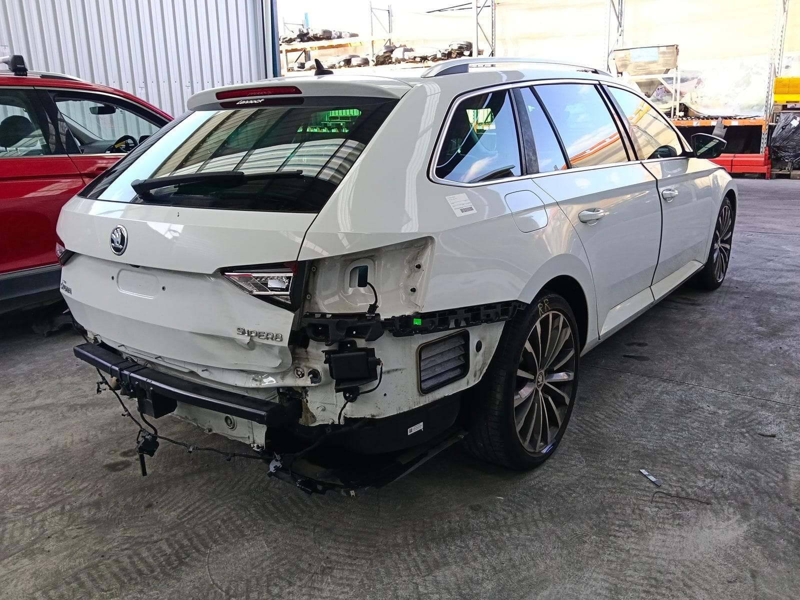 2016 SKODA SUPERB 4