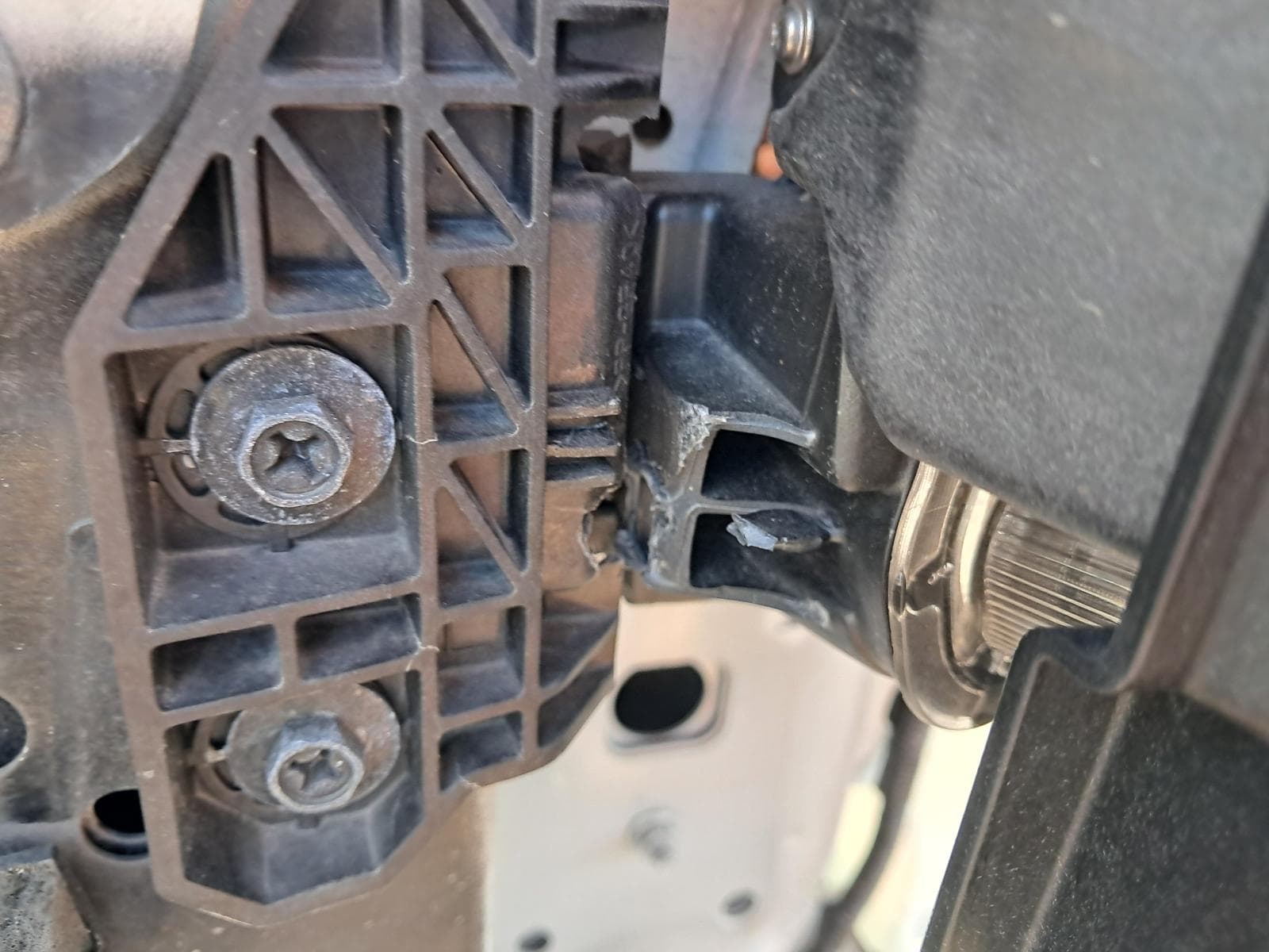 2018 SUBARU OUTBACK 7