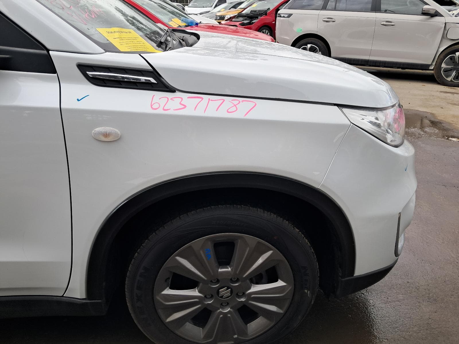 2019 SUZUKI VITARA 12