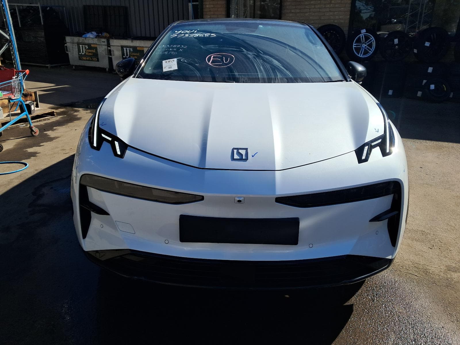 2024 ZEEKR X 11