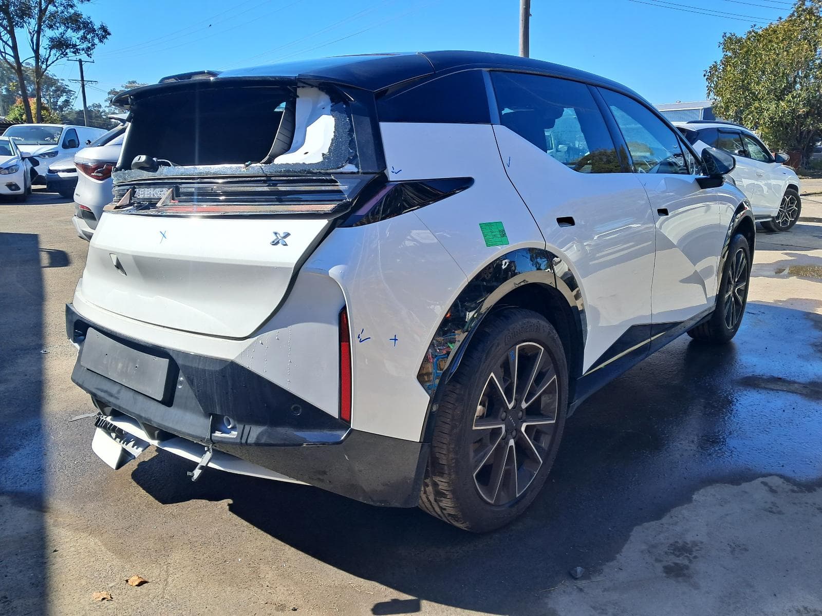 2024 ZEEKR X 5
