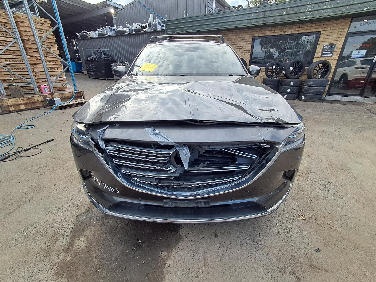 2017 MAZDA CX9 10
