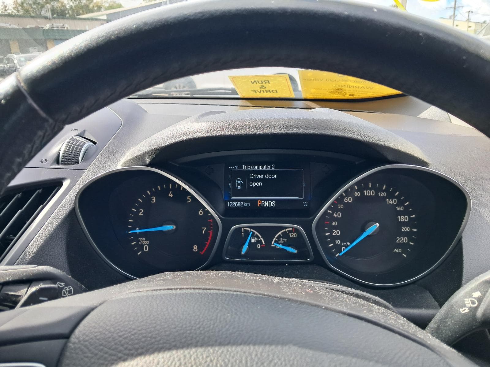 2017 FORD ESCAPE 2