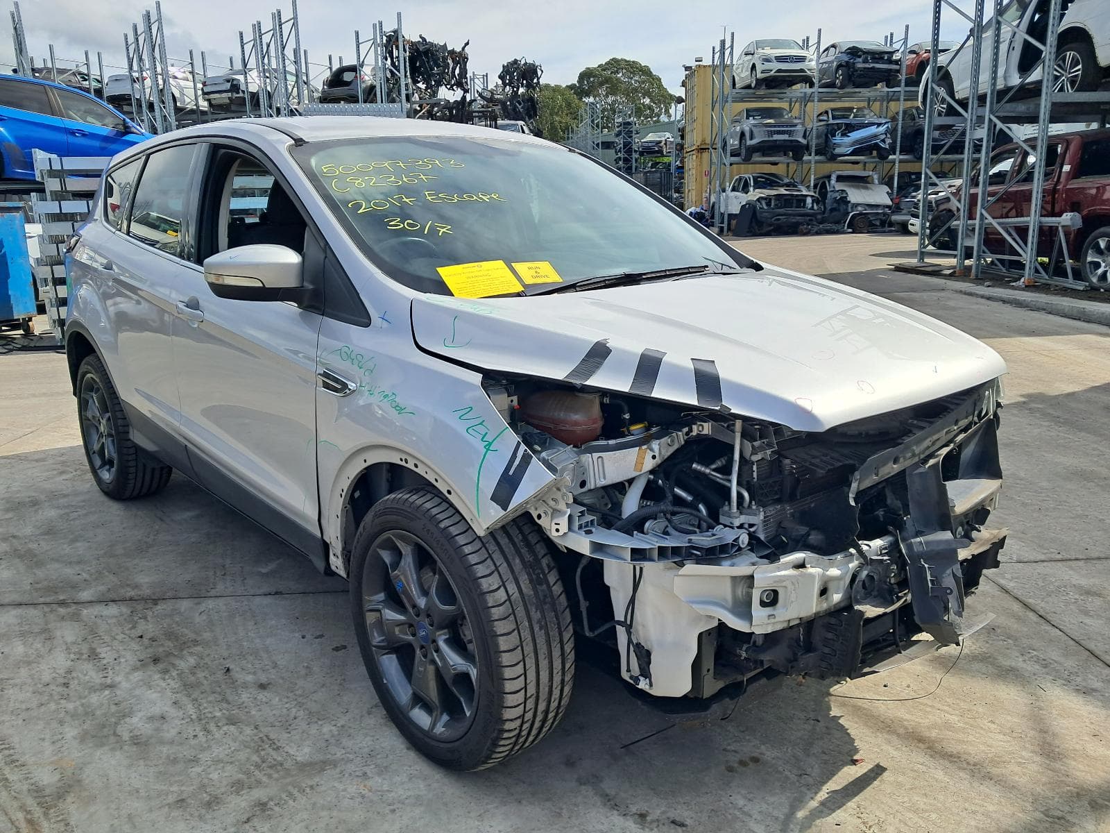 2017 FORD ESCAPE 4