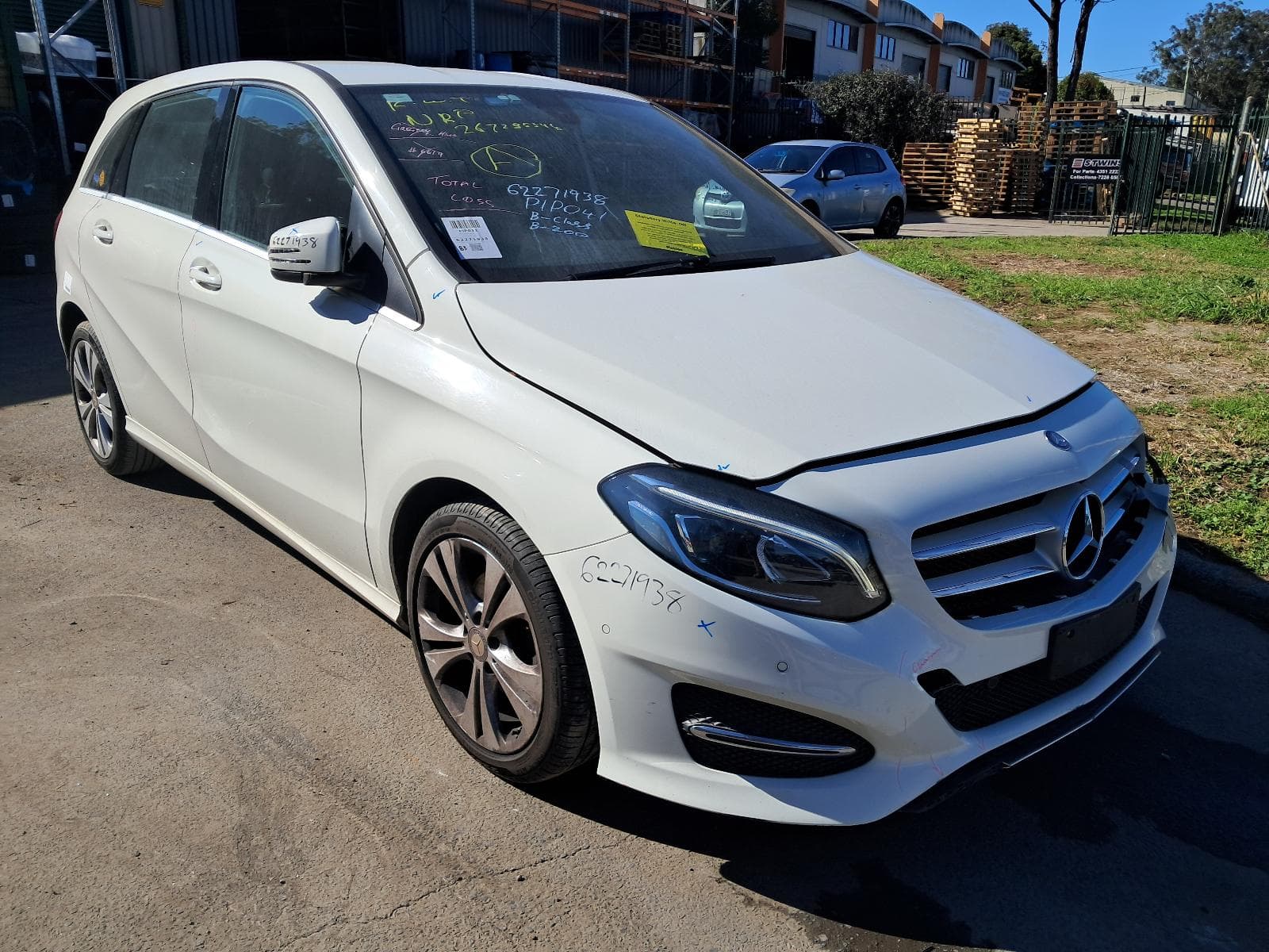 Used auto part listing image: 2013 MERCEDES B CLASS THROTTLE BODY 1.6/2.0, PETROL, W246, 12/11-02/19