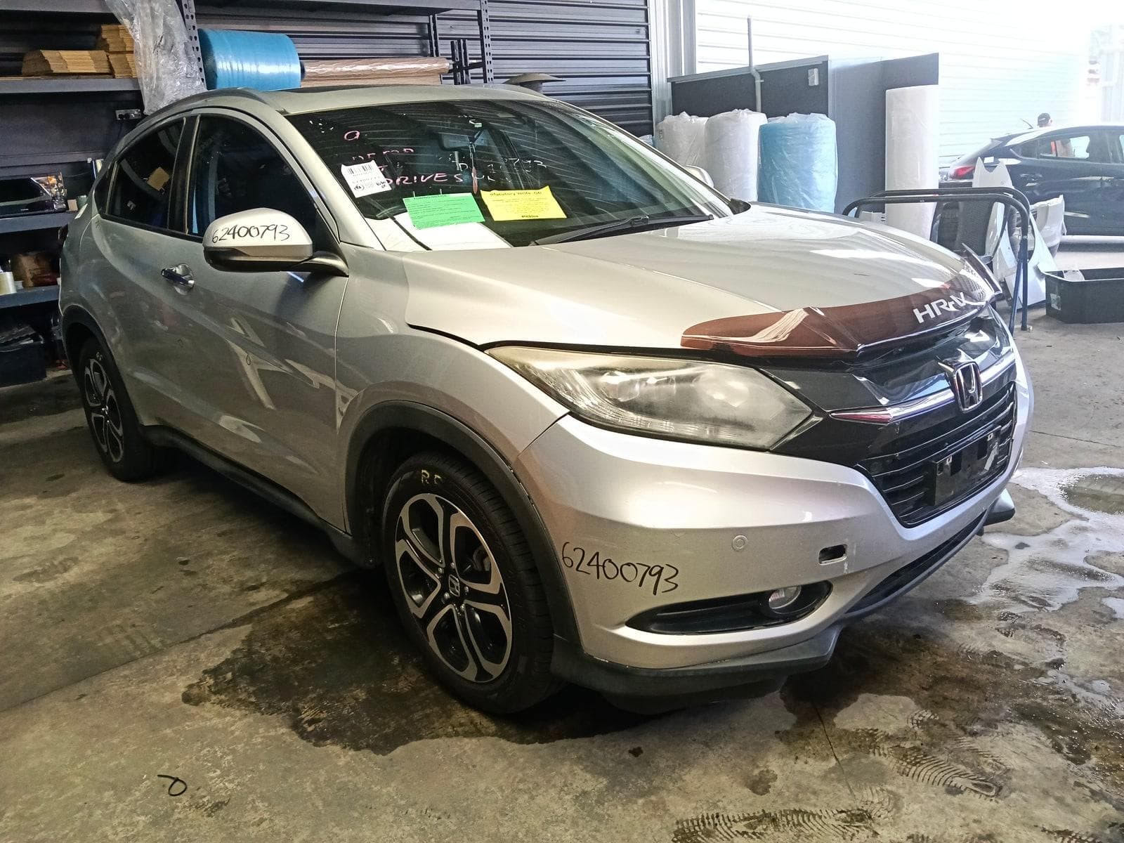 Used auto part listing image: 2015 HONDA HRV RIGHT FRONT HUB ASSEMBLY RU, 12/14-10/21
