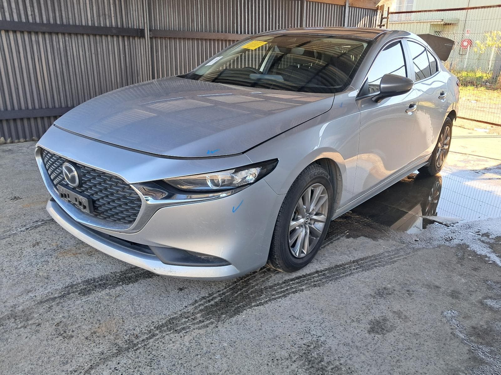 Used auto part listing image: 2019 MAZDA 3 GRILLE RADIATOR GRILLE, NON CAMERA, NON PARK SENSOR TYPE, SEDAN, BP, 03/19