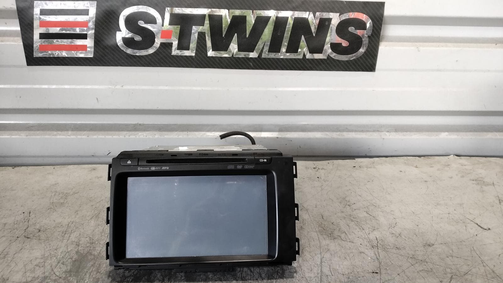 Used auto part listing image: 2017 KIA CARNIVAL/GRAND CARNIVAL TOUCHSCREEN 8 IN, W/ CD PLAYER, YP, 12/14-02/18 0000397017