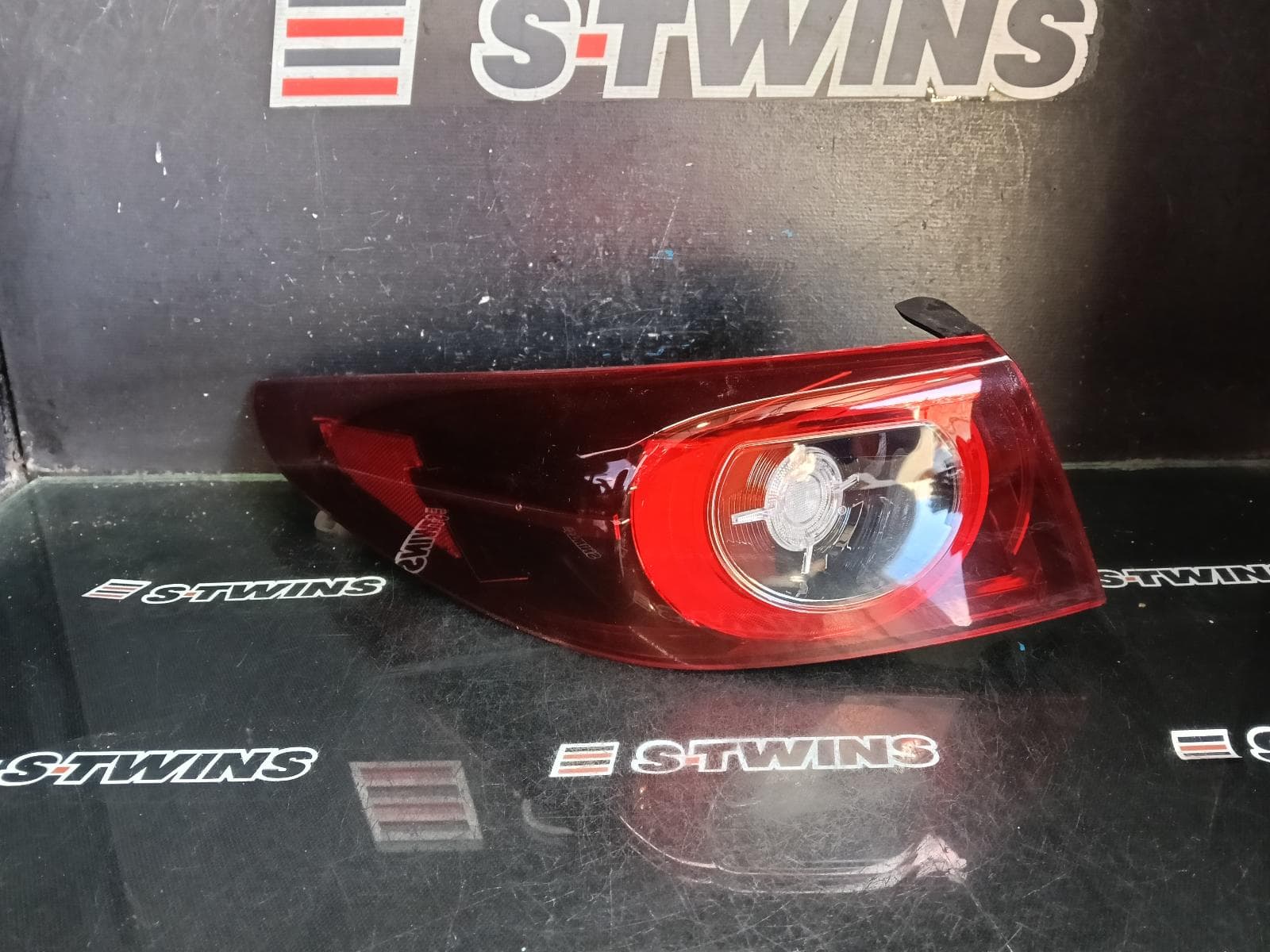 Used auto part listing image: 2024 MAZDA 3 LEFT TAILLIGHT BP, IN BODY, W/ LED TYPE, SEDAN, PURE/EVOLVE/TOURING/GT/ ASTINA/TAKAMI/LIMITED/GSX/SP20/GTX, 10/21
