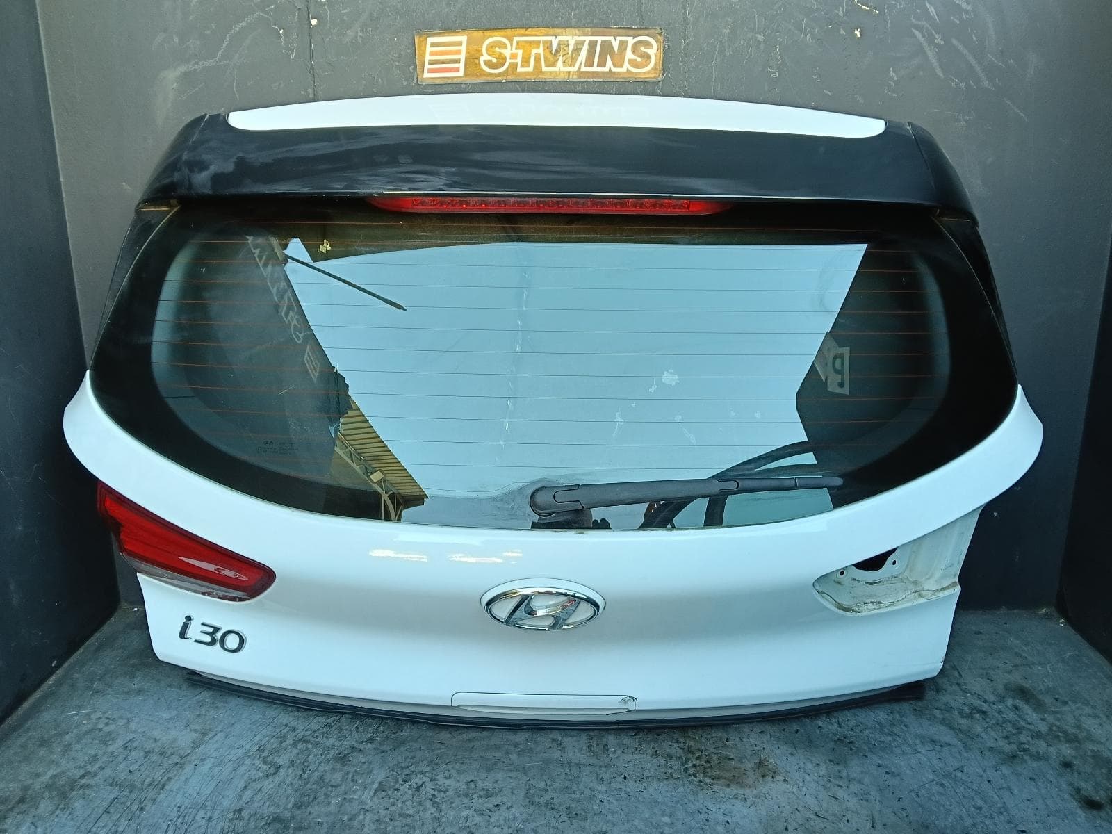 Used auto part listing image: 2019 HYUNDAI I30 BOOTLID TAILGATE TAILGATE, PD, HATCH (S. KOREA VIN KMHH), 03/17-12/23