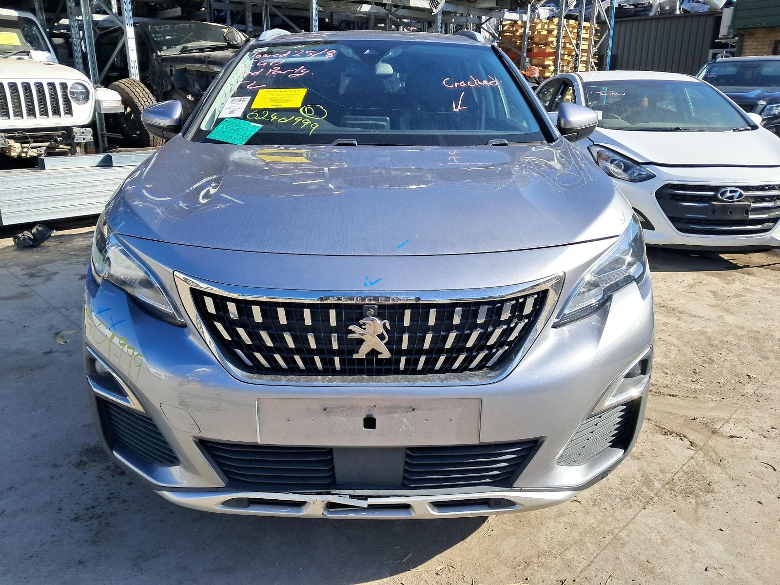 2020 PEUGEOT 3008 11