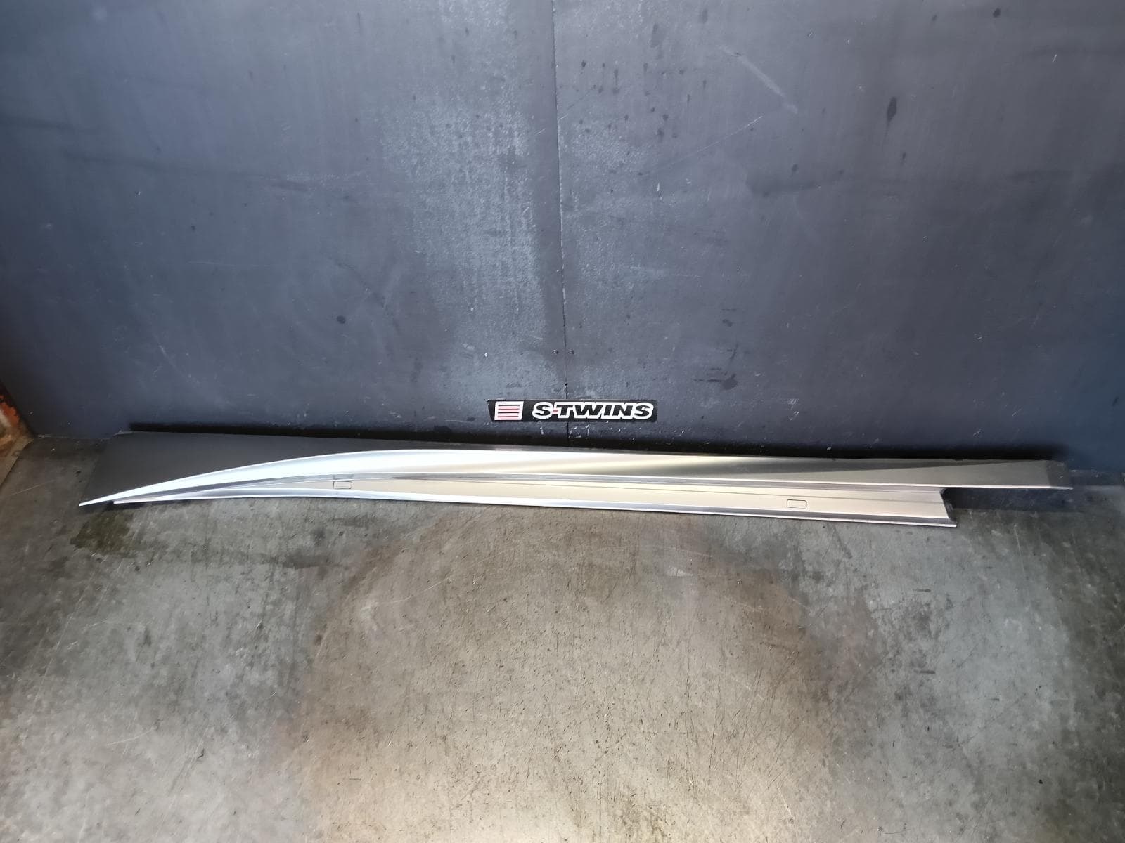 Used auto part listing image: 2016 LEXUS IS SERIES SIDE STEP SKIRT XE30, LH SIDE, 04/13-11/25