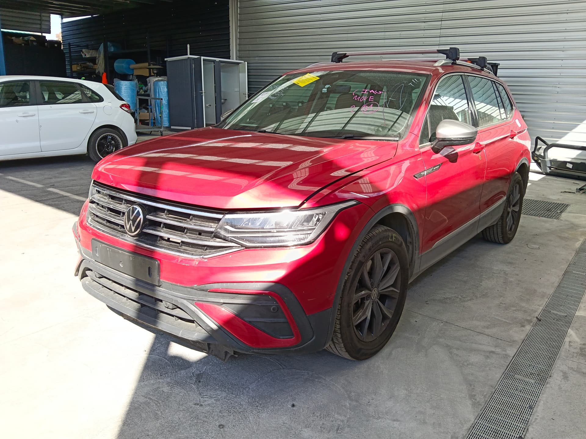 Featured wrecking vehicle: 2022 VOLKSWAGEN TIGUAN (stock SPN1189)