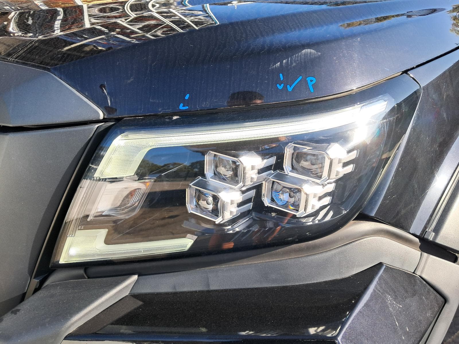 2021 NISSAN NAVARA 7