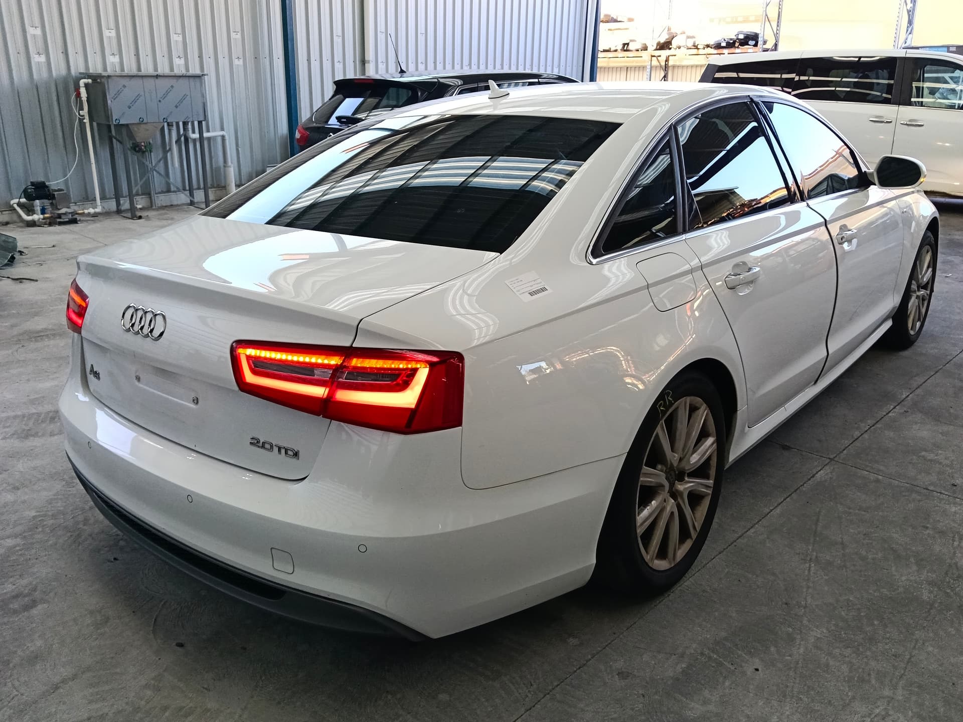 2013 AUDI A6 4