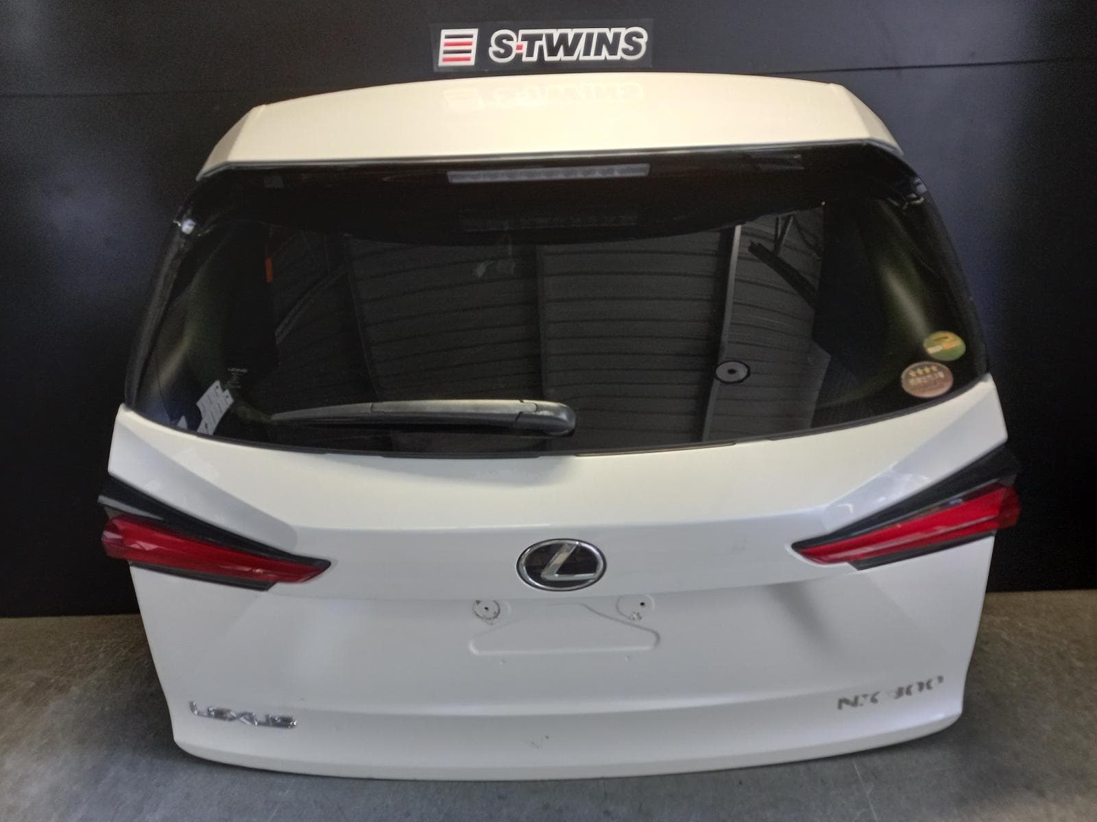 Used auto part listing image: 2019 LEXUS NX BOOTLID TAILGATE TAILGATE, AGZ/AYZ, 09/17-12/21 0000258275