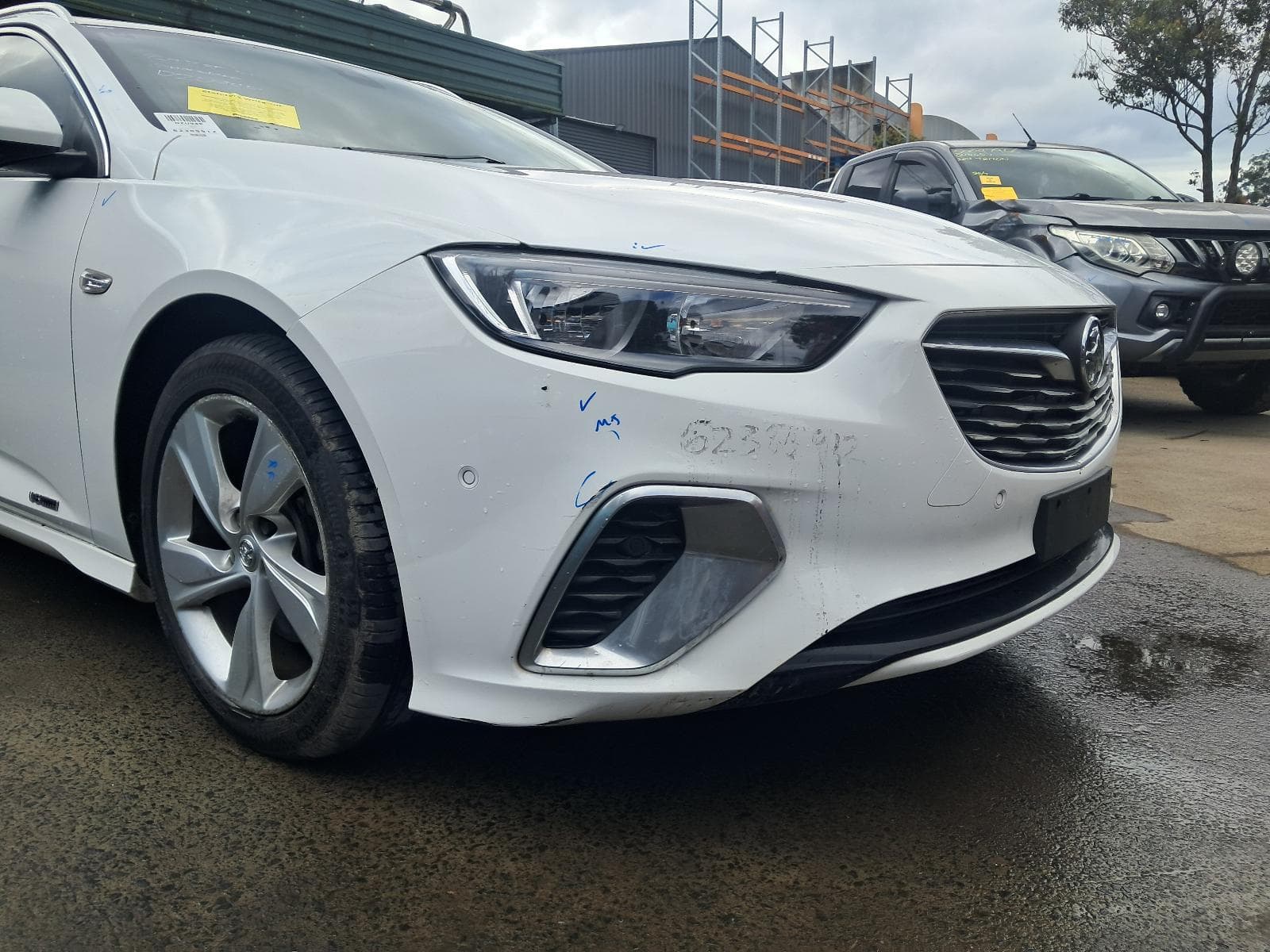 2018 HOLDEN COMMODORE 9