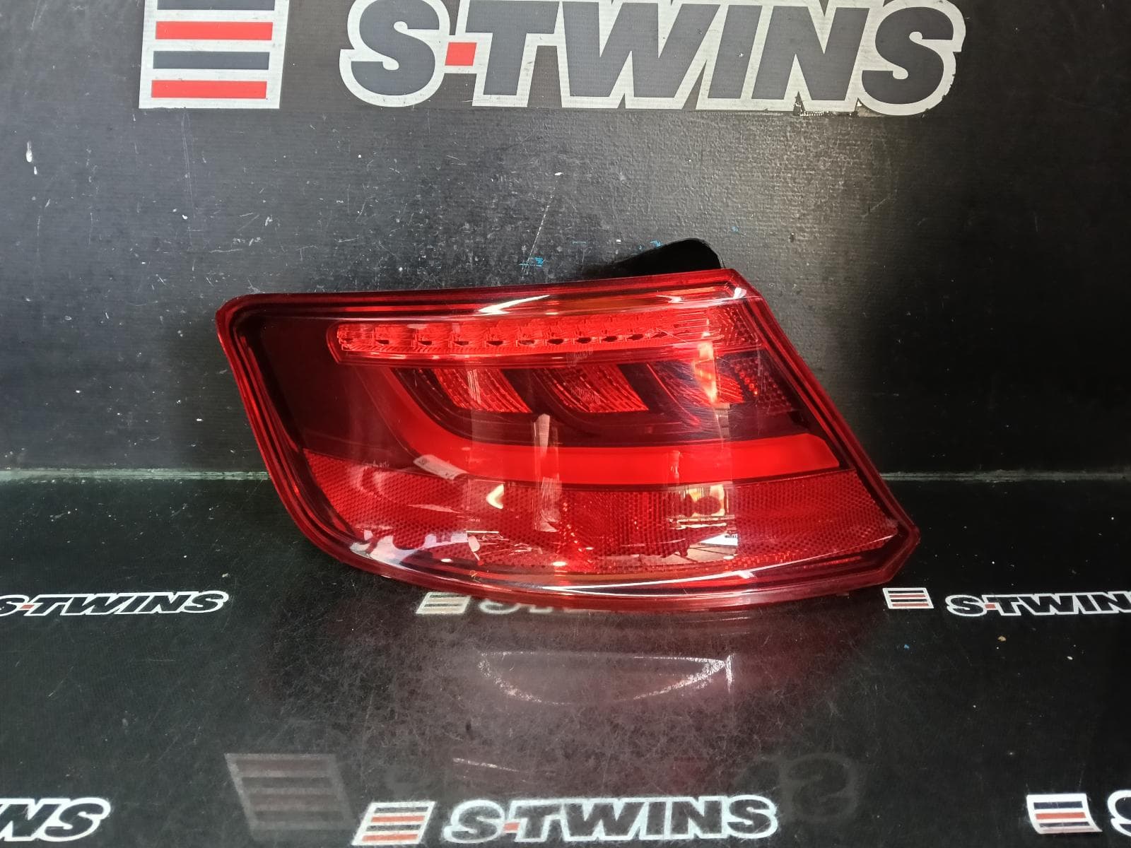 Used auto part listing image: 2015 AUDI A3 LEFT TAILLIGHT A3/S3/RS3, 8V, HATCH, LED TYPE, 03/13-04/16