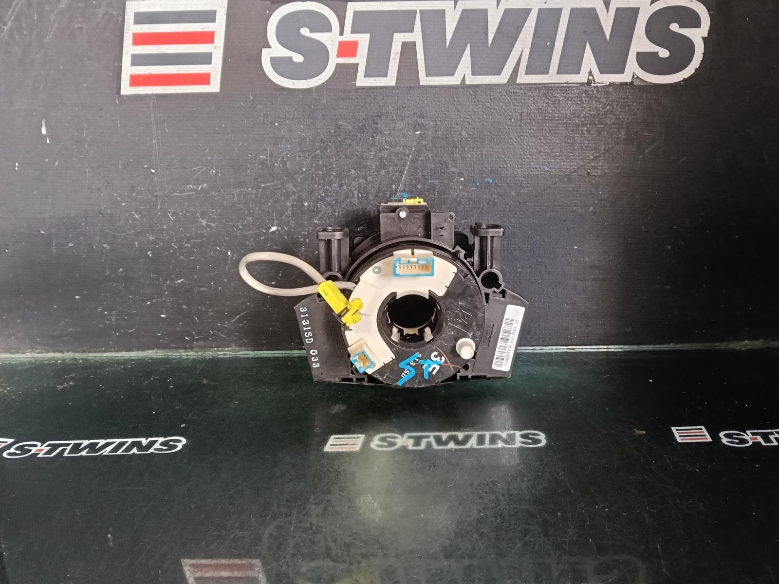 Used auto part listing image: 2013 NISSAN DUALIS CLOCKSPRING, 2 PLUG TYPE, J10, 01/10-05/14