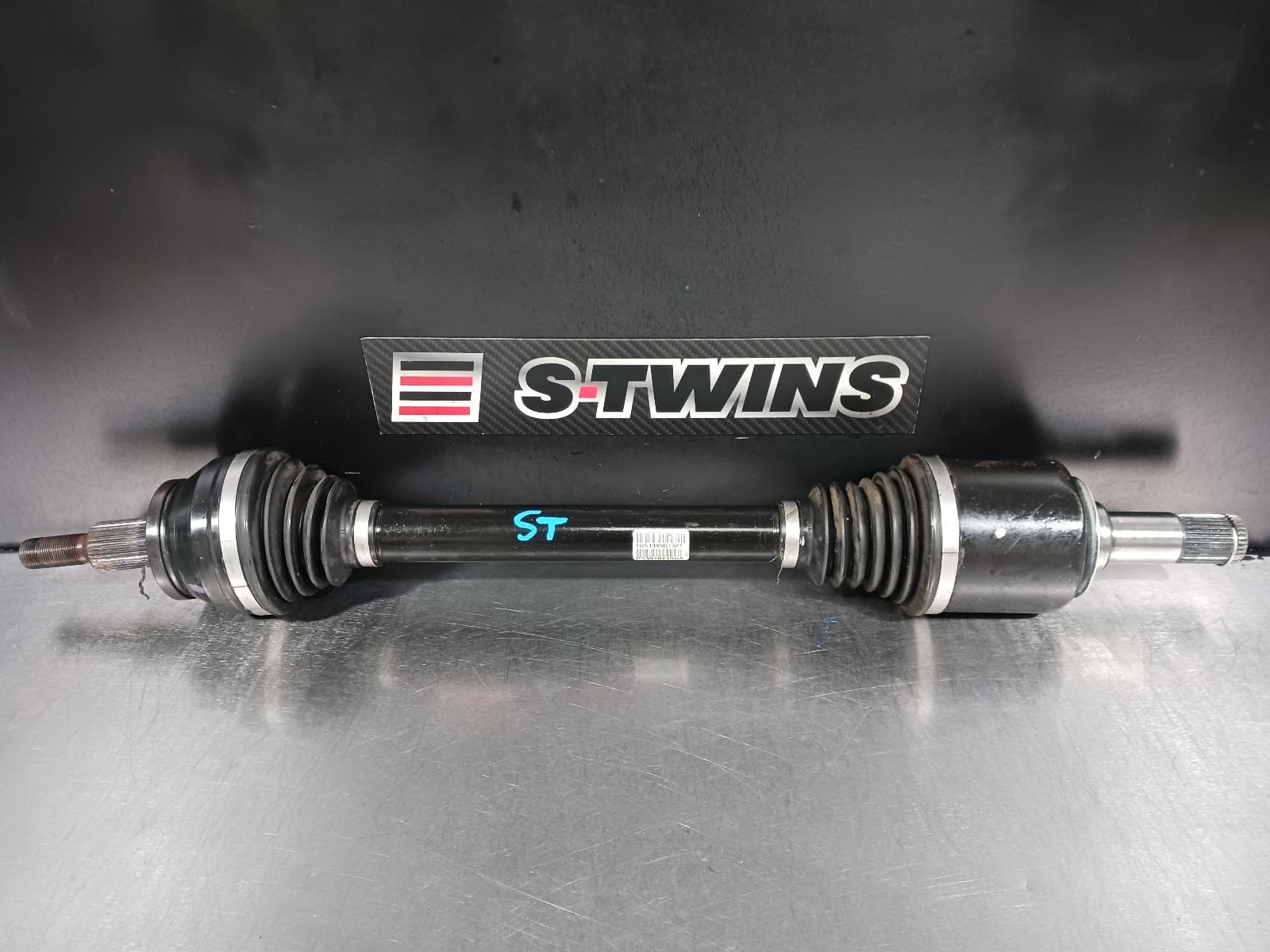 Used auto part listing image: 2020 CHRYSLER 300C RIGHT DRIVESHAFT PETROL, 6.4, LX, 01/15-12/21 0000220472