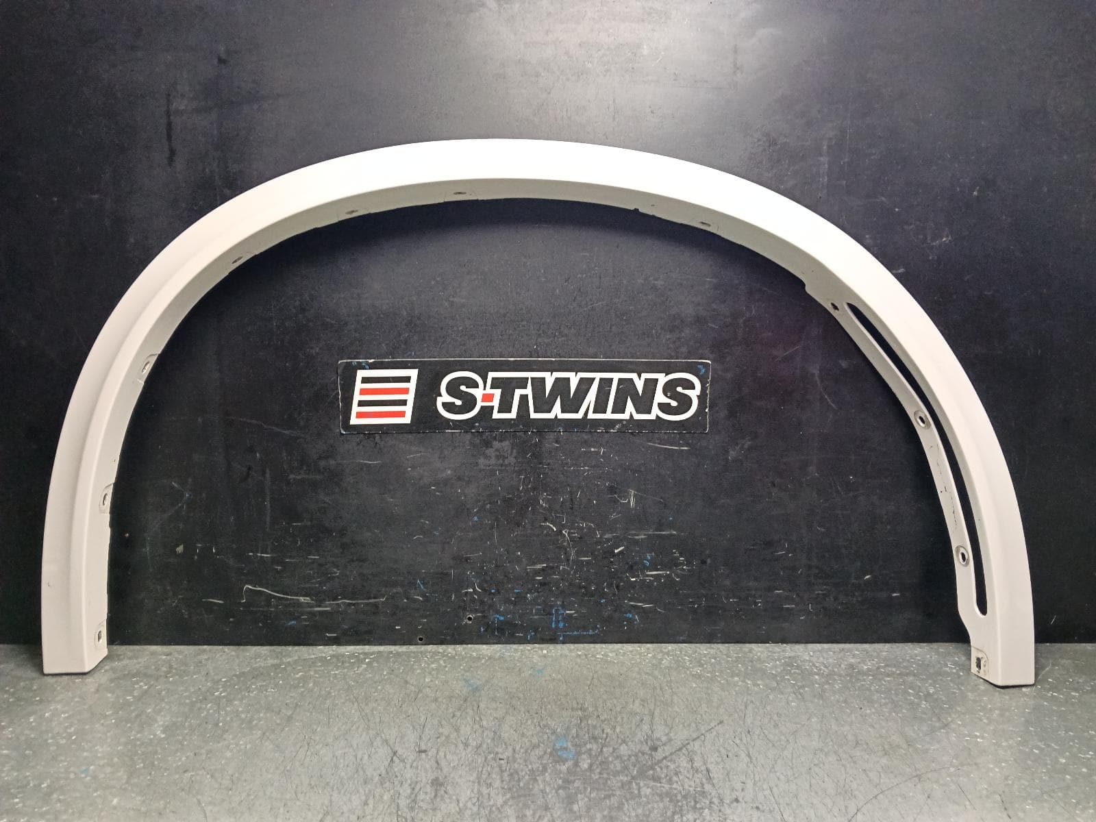 Used auto part listing image: 2015 BMW X5 WHEEL ARCH FLARE F15, RH FRONT, 09/13-07/18 0000403744