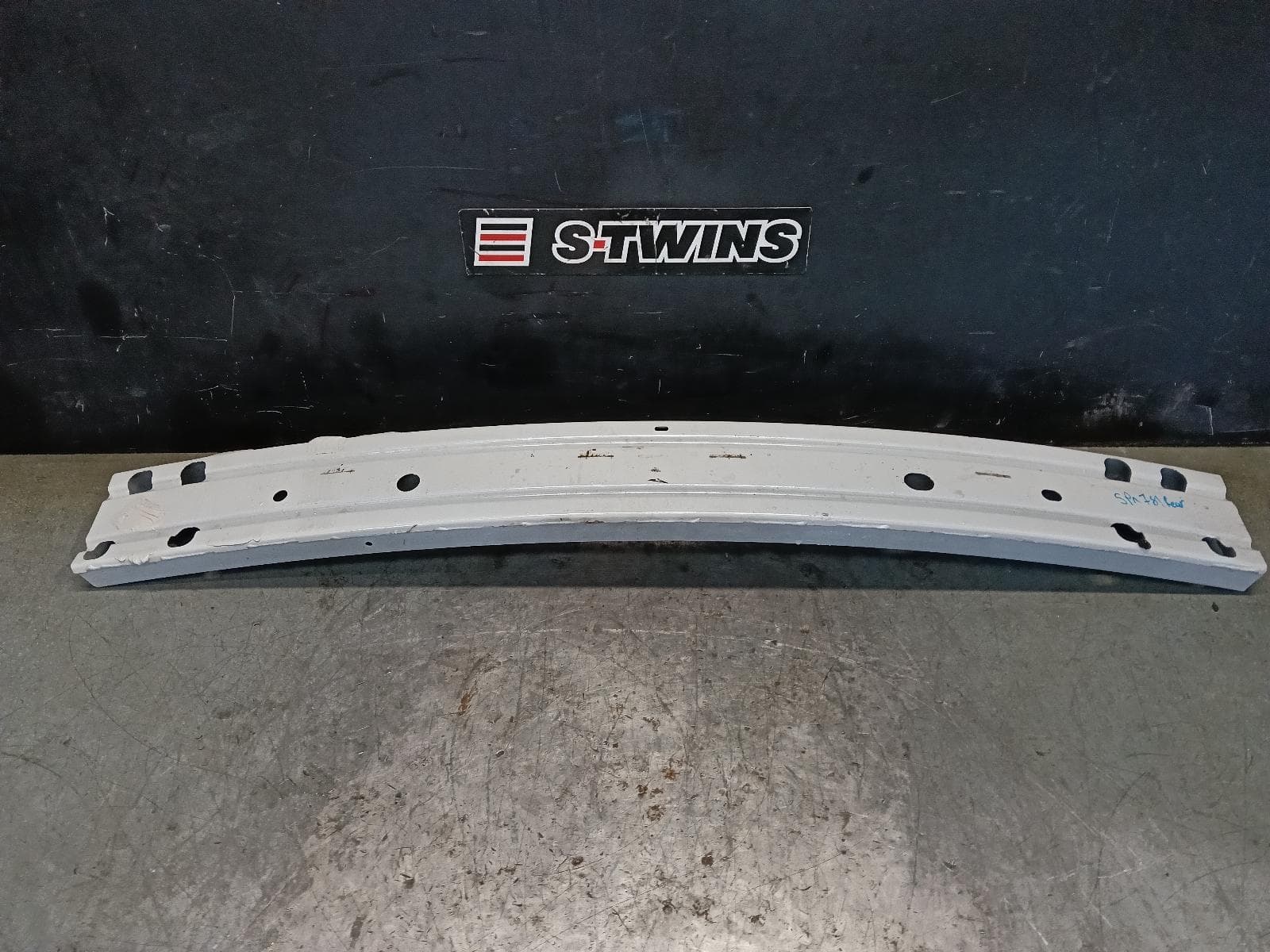 Used auto part listing image: 2023 RENAULT KALEOS R BAR BRACKET REINFO MAIN REINFORCEMENT, XZG, 05/16- 0000416771
