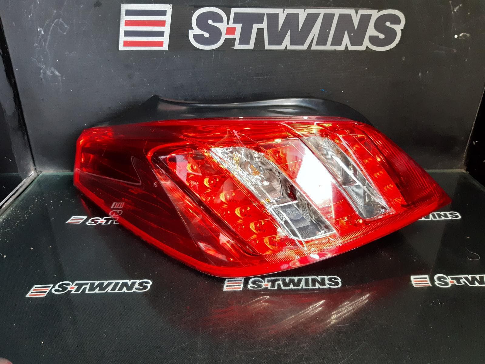 Used auto part listing image: 2015 PEUGEOT 508 LEFT TAILLIGHT SEDAN, 07/11-12/17 0000426353