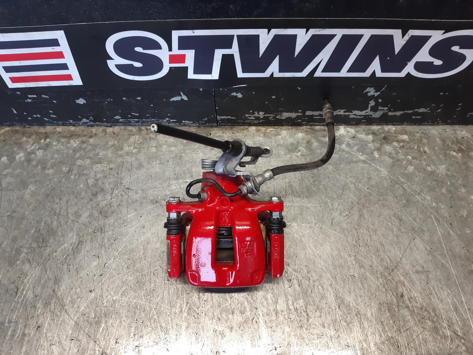 Used auto part listing image: 2010 VOLKSWAGEN GOLF CALIPER LH REAR, GEN 6, 12/08-01/16 0000124467
