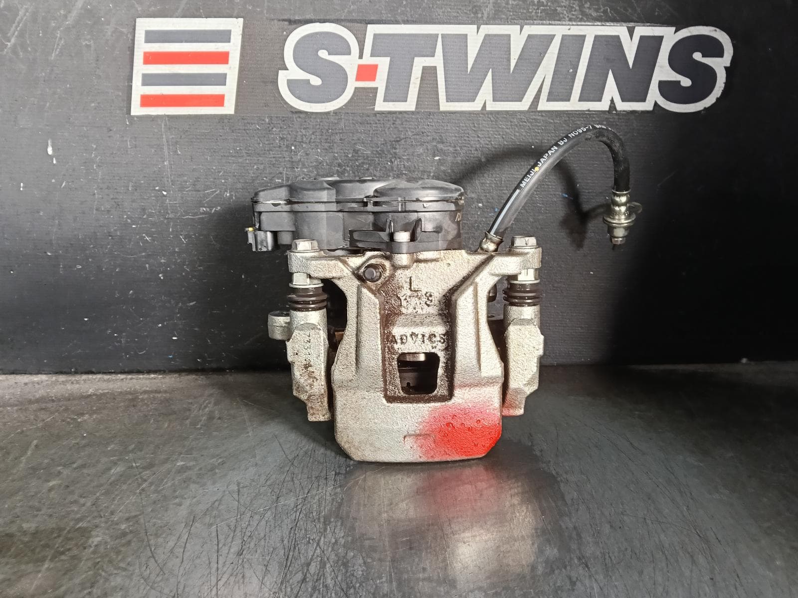 Used auto part listing image: 2017 MITSUBISHI OUTLANDER CALIPER LH REAR, W/ ELECT PARK TYPE, ZK, 01/15-03/18