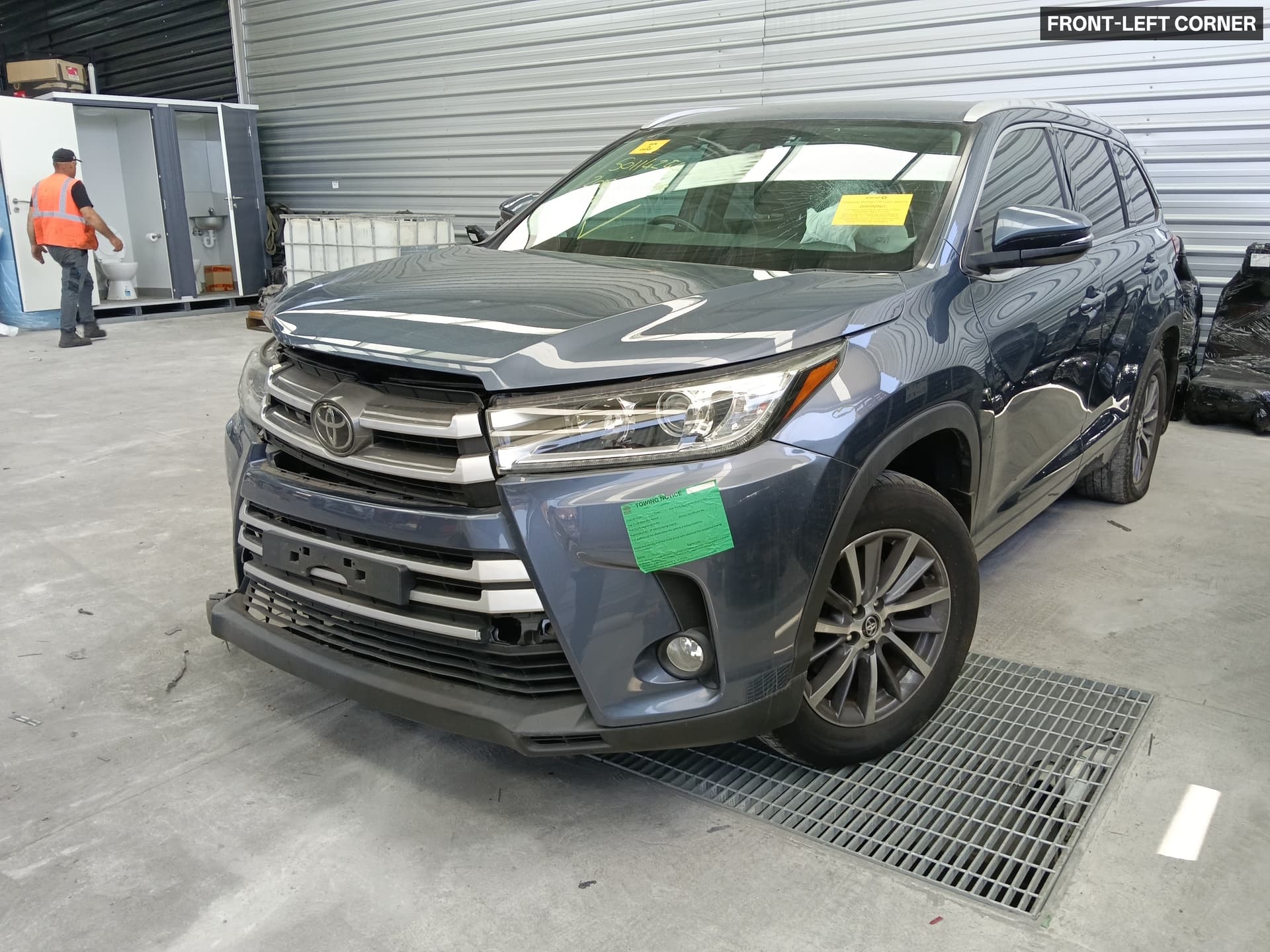 Used auto part listing image: 2018 TOYOTA KLUGER REAR BUMPER GSU50/GSU55, 11/16-02/21