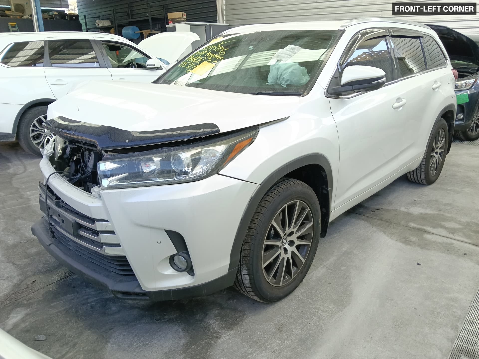 Used auto part listing image: 2019 TOYOTA KLUGER SAT NAV HEAD UNIT, GSU50/GSU55, 12/13-02/21