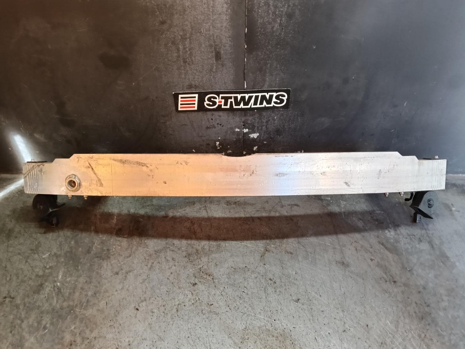 Used auto part listing image: 2016 MERCEDES B CLASS F BAR REINFORC BRACK MAIN REINFORCEMENT, W246, 11/14-02/19 0000405172