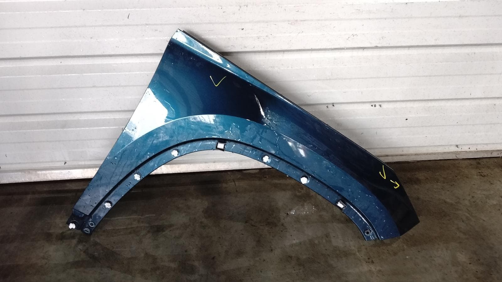Used auto part listing image: 2023 SKODA KODIAQ RIGHT GUARD NS, 02/17-07/24 0000408454