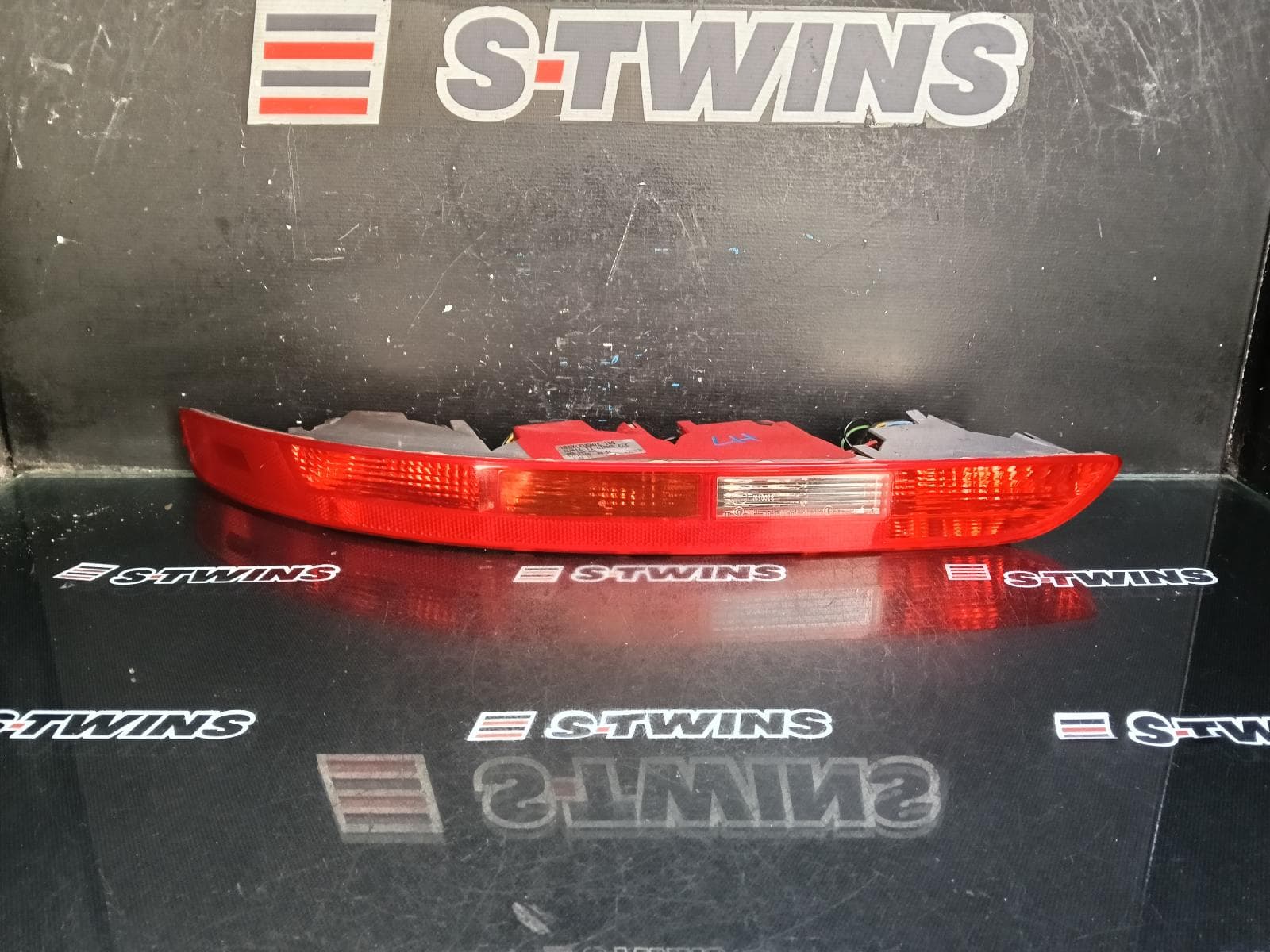 Used auto part listing image: 2016 AUDI Q5 LEFT TAILLIGHT IN BUMPER, 8R, 12/08-01/17 0000397521