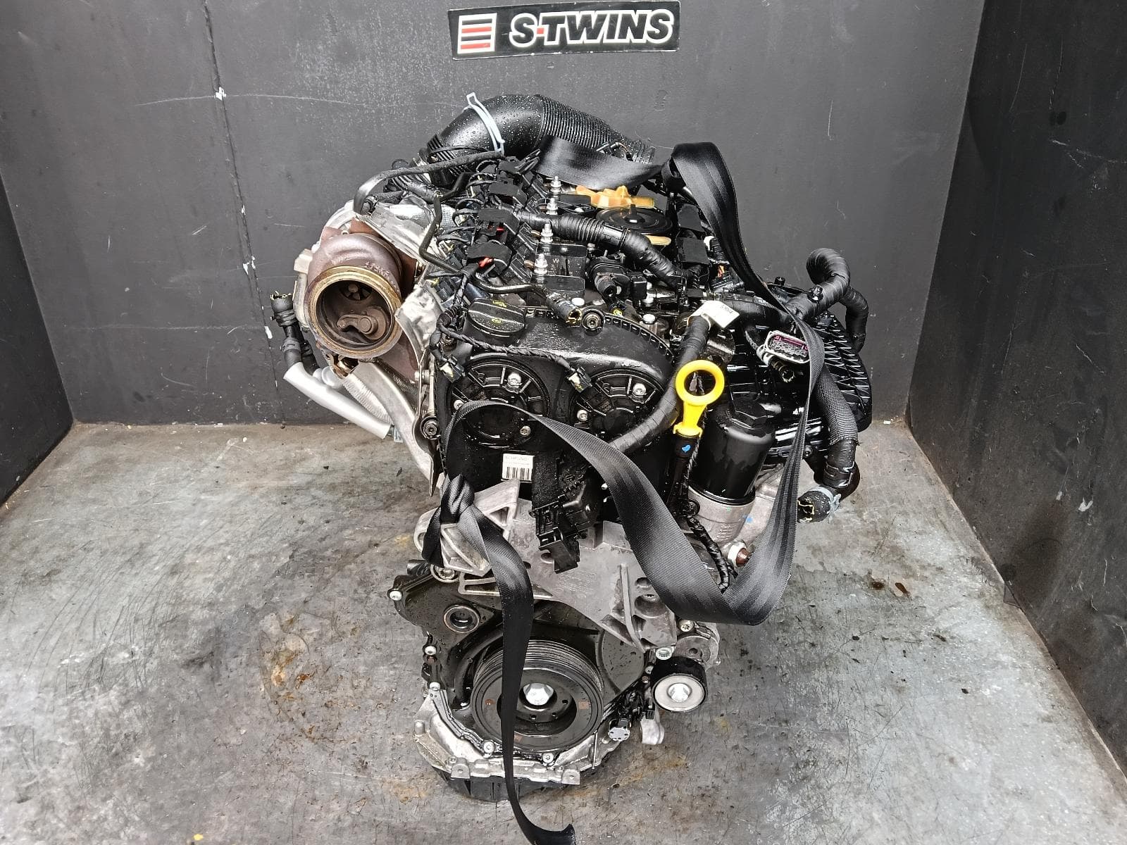 Used auto part listing image: 2015 AUDI A3 ENGINE PETROL, 1.8, TURBO, 8V (A3), CJSB CODE, 03/13-05/16 0000426507
