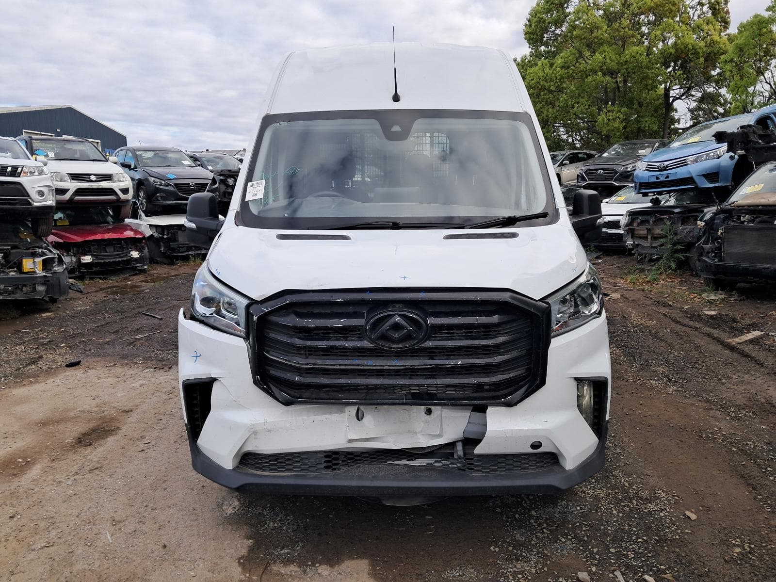 2023 LDV DELIVER 9 11