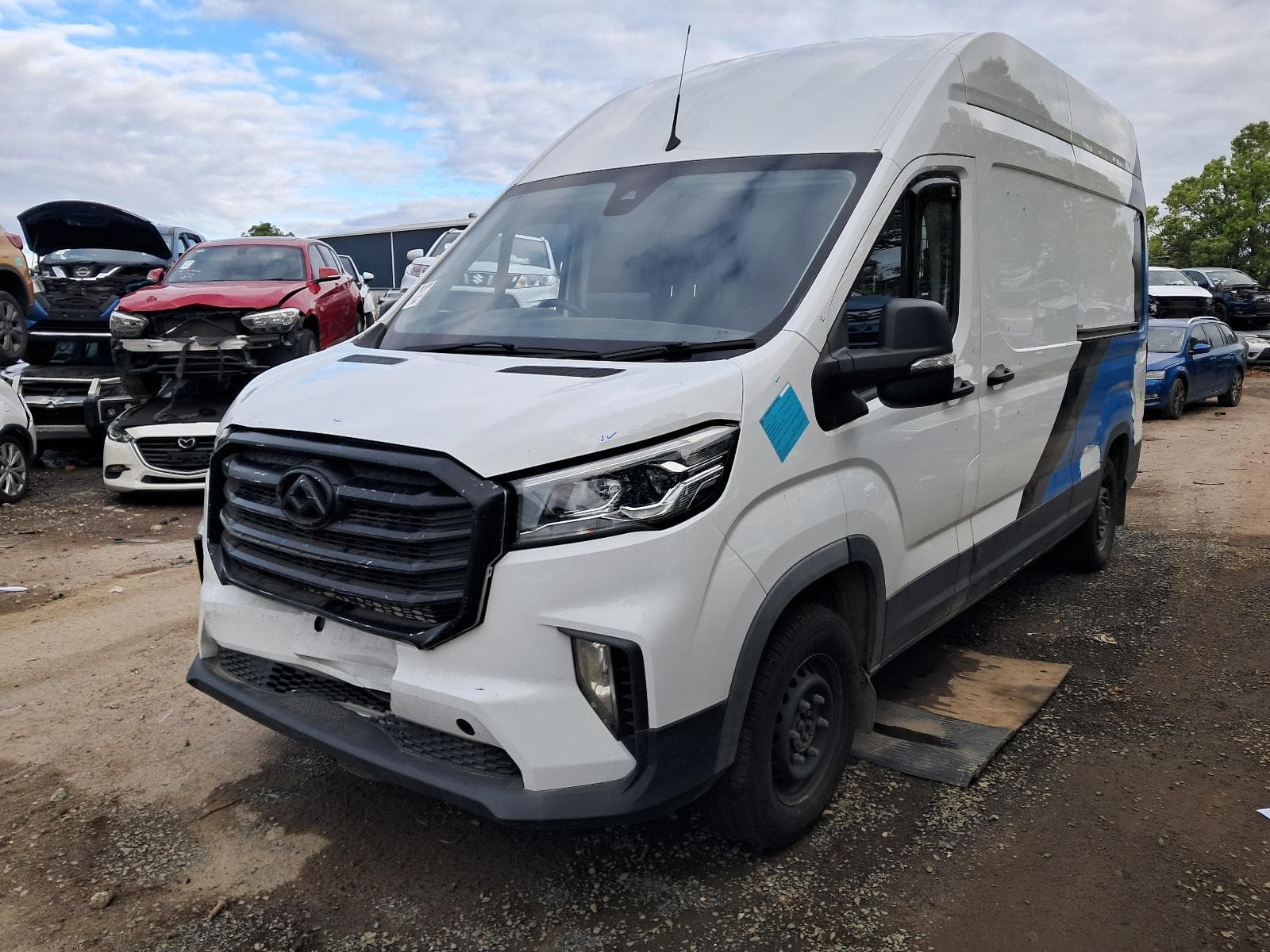 2023 LDV DELIVER 9 3
