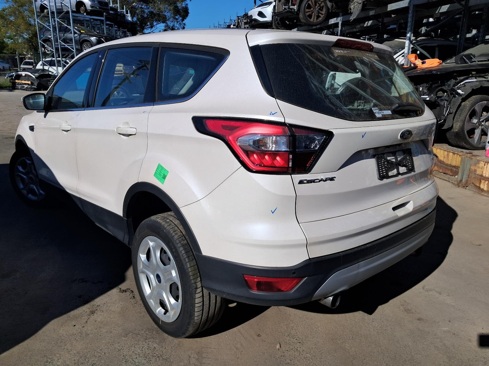 2017 FORD ESCAPE 5