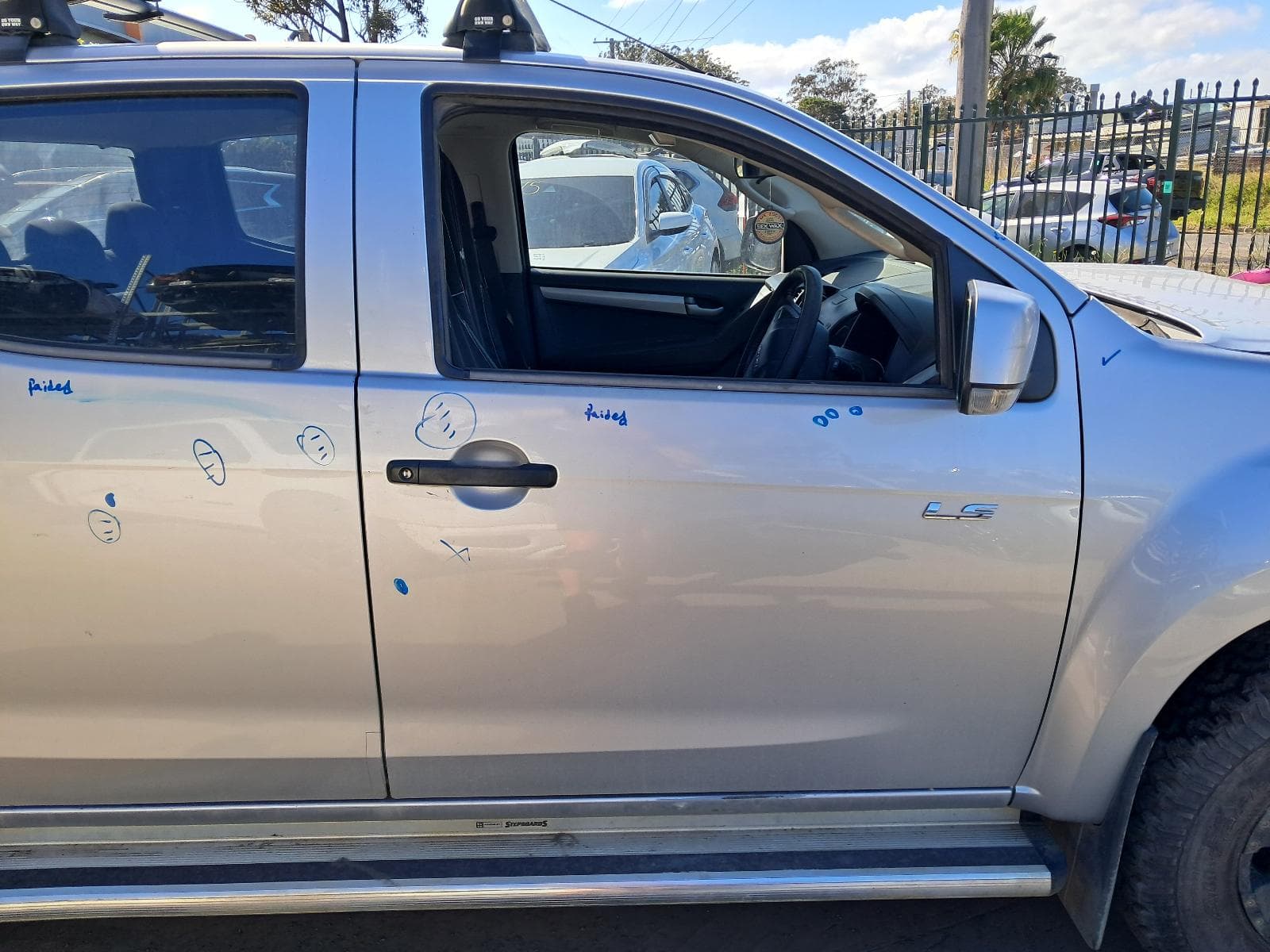 2013 ISUZU DMAX 15